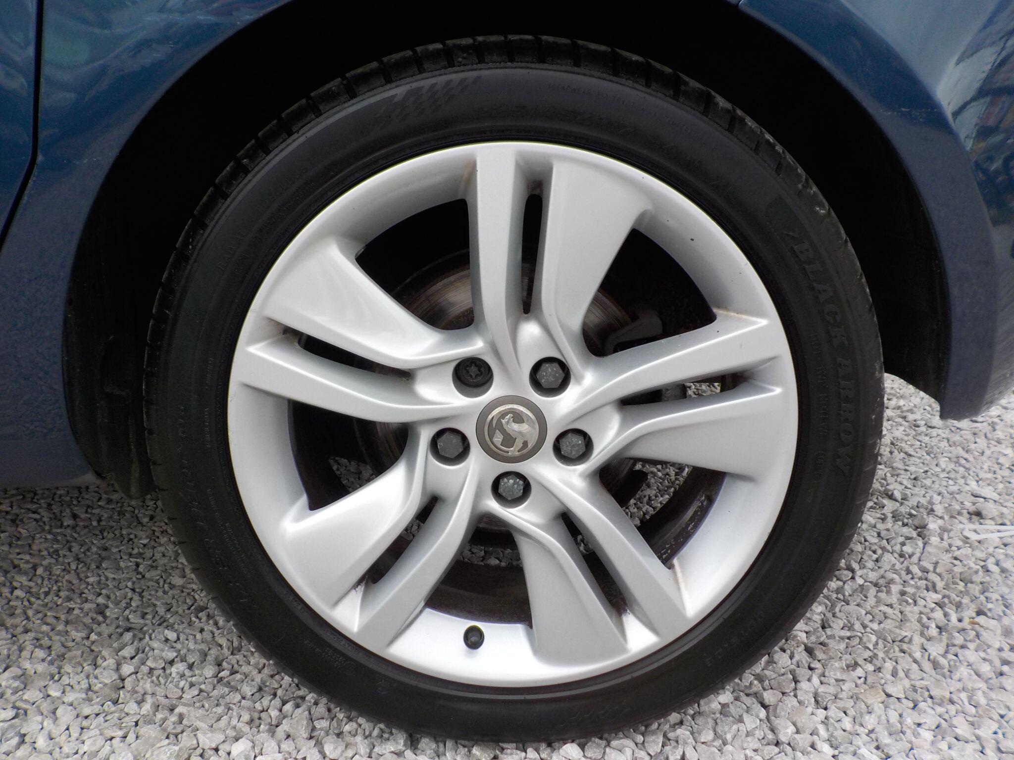 Vauxhall Meriva 1.4i Tech Line Euro 6 5dr