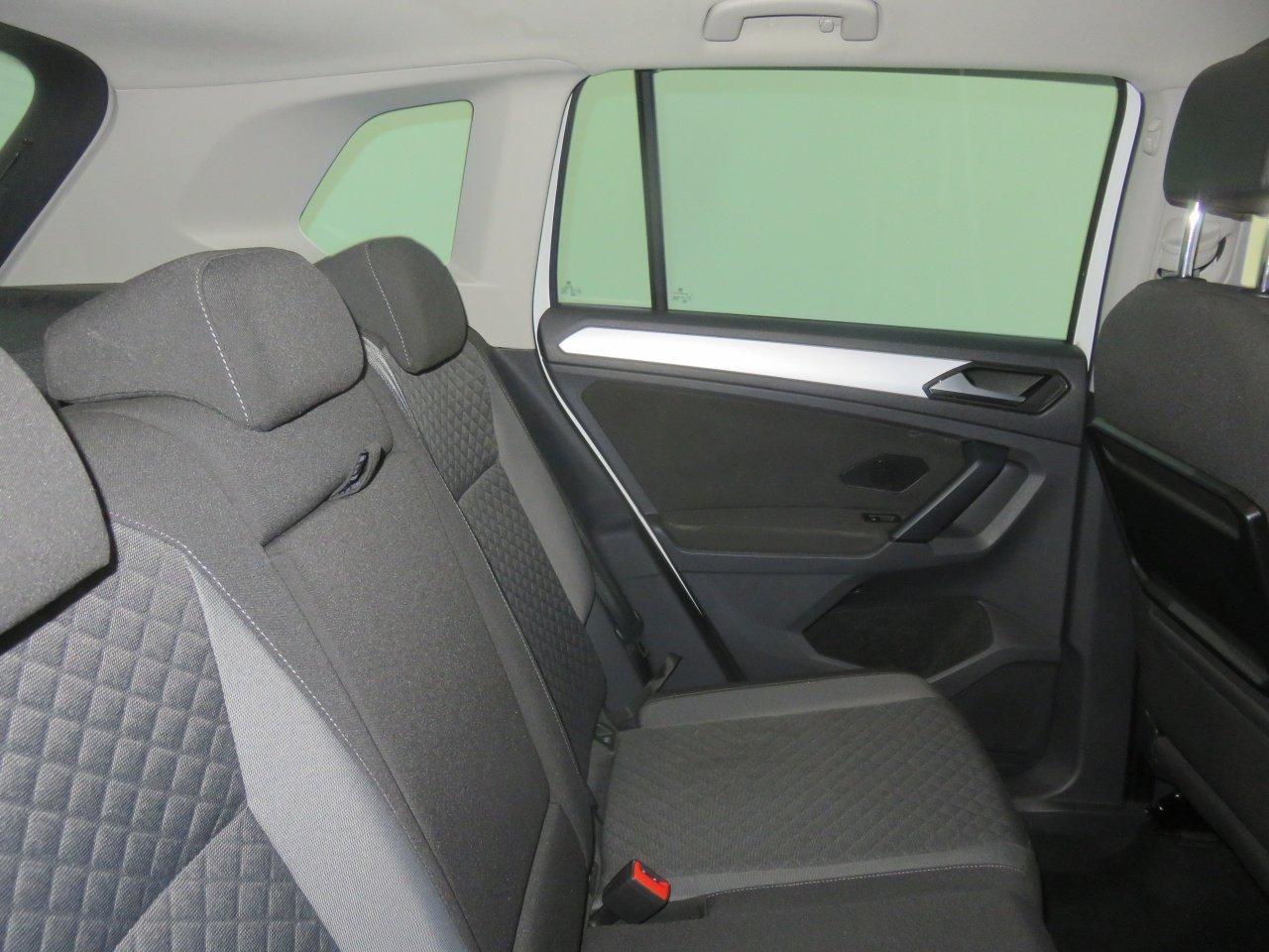 Volkswagen Tiguan view 50