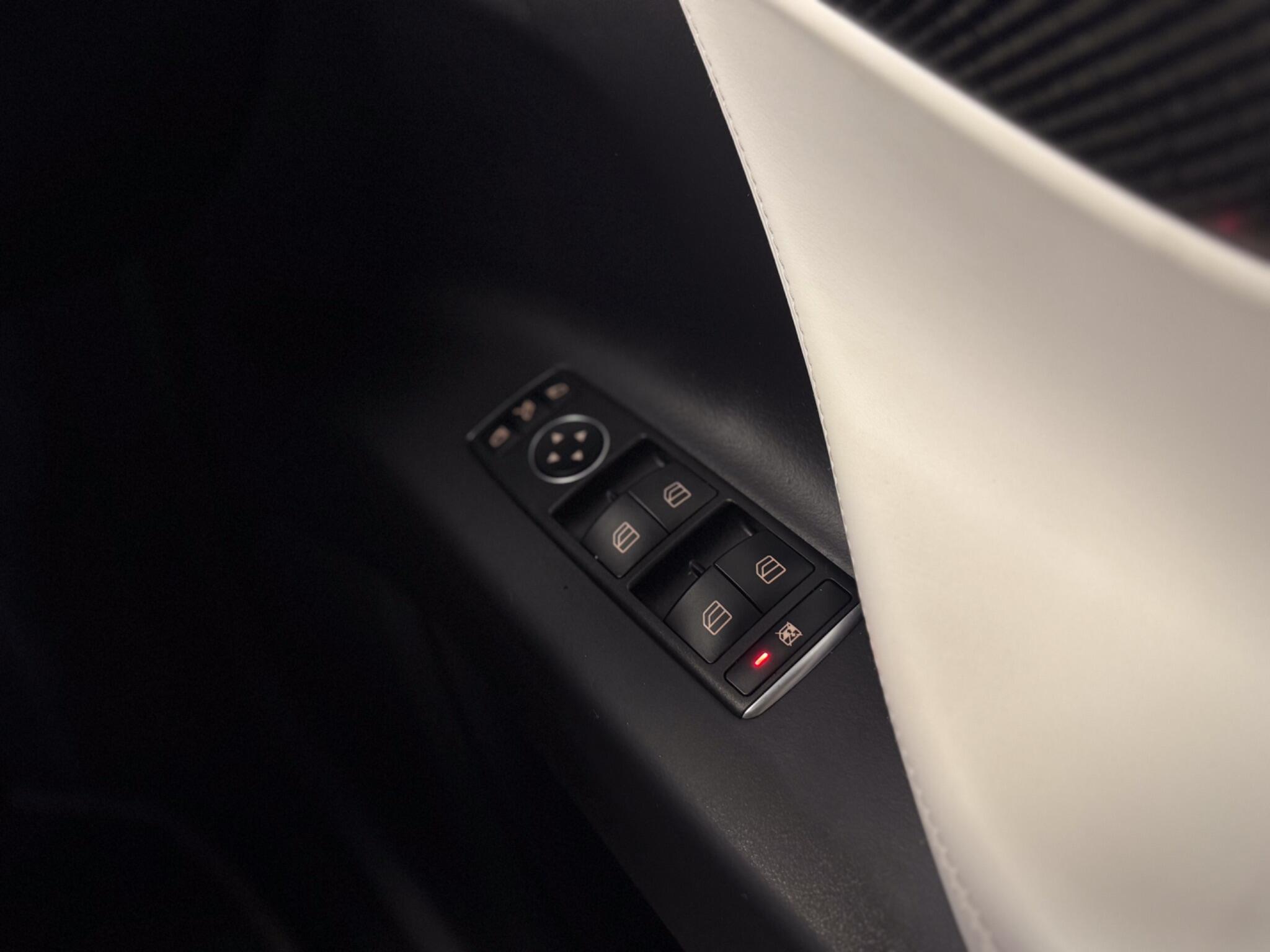 Tesla Model X view 37
