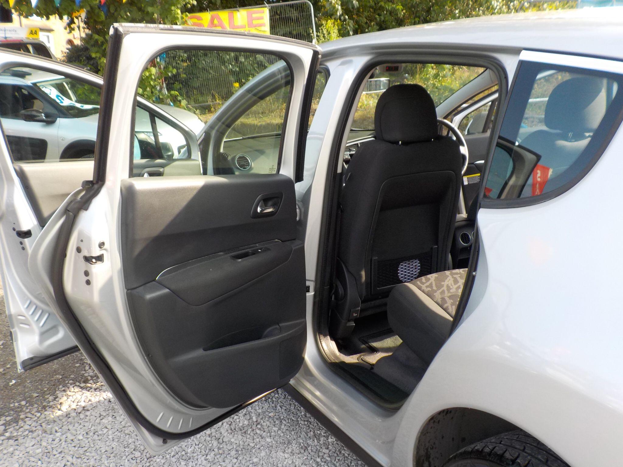 Peugeot 3008 1.6 HDi Active Euro 5 5dr
