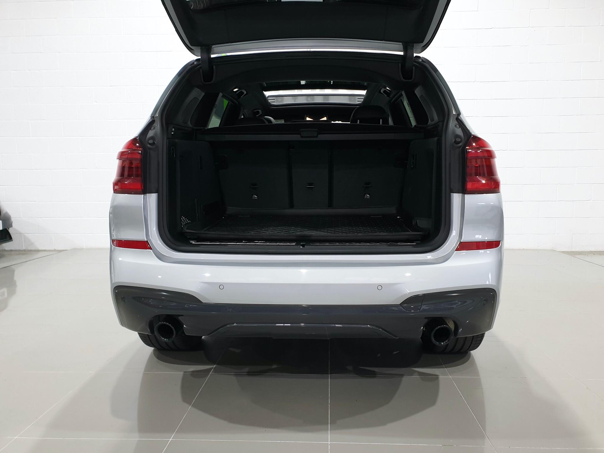 BMW X3 view 34