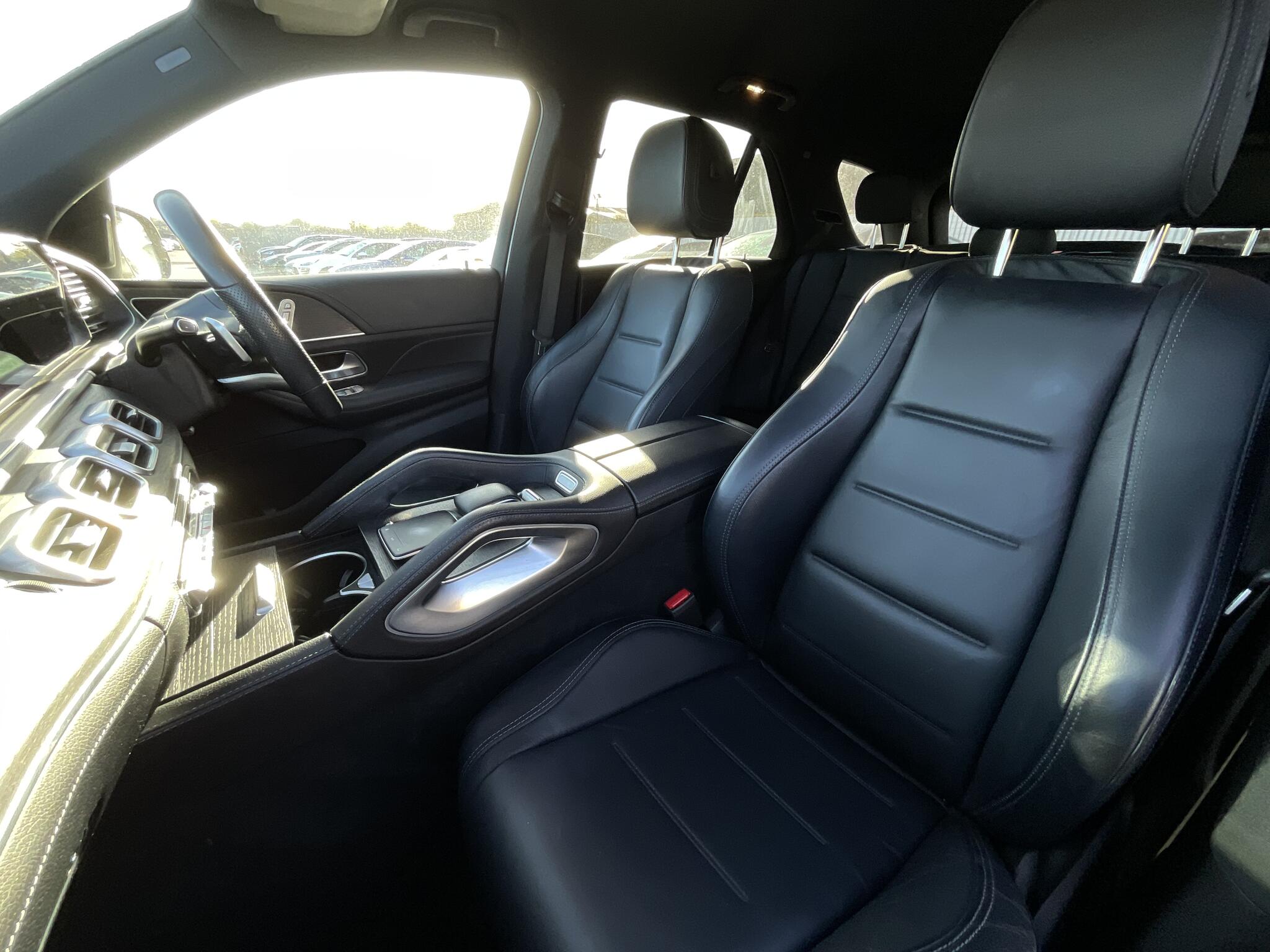Mercedes-Benz Gle view 17