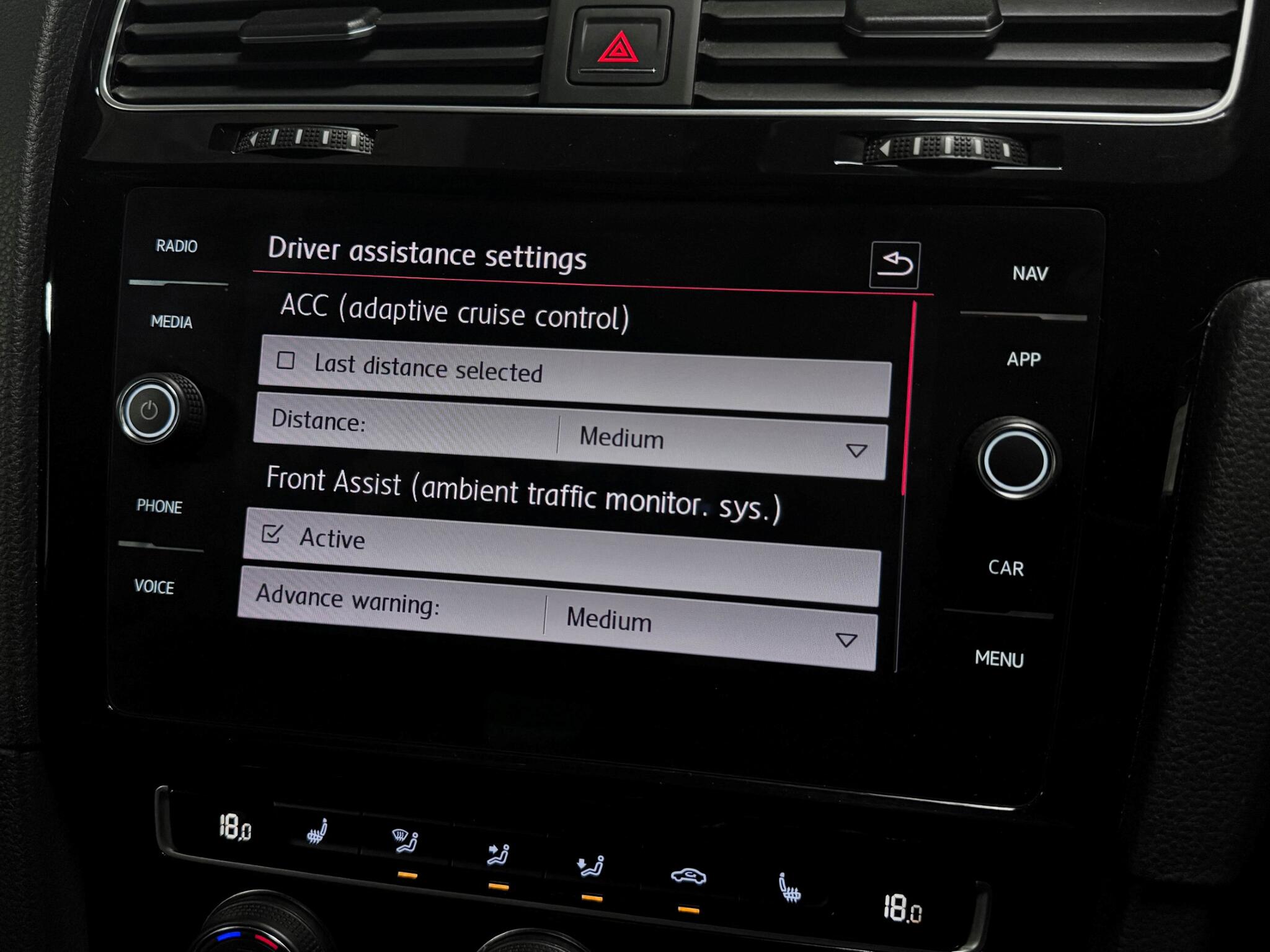 Volkswagen Golf view 50