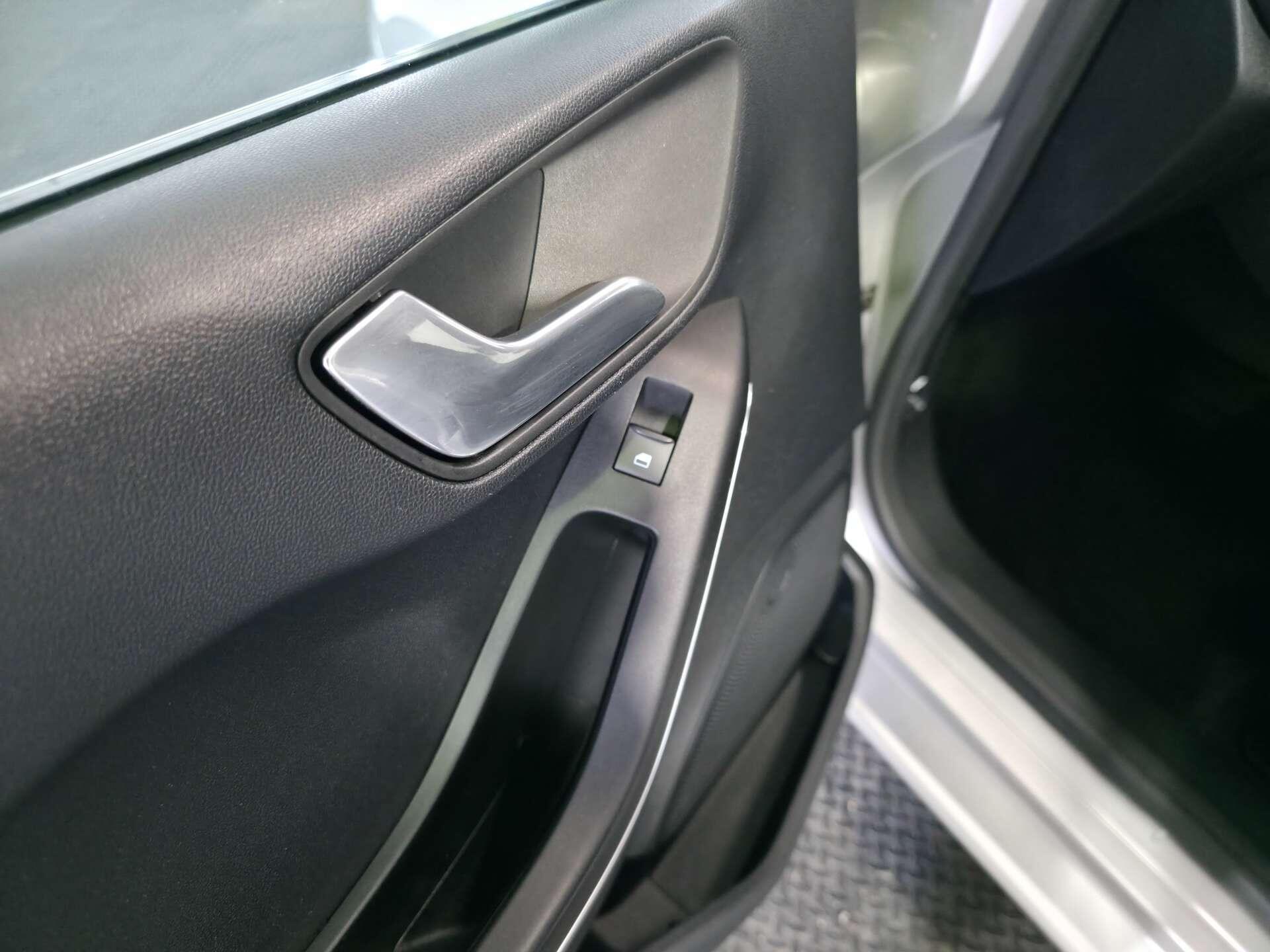 Ford Fiesta view 66