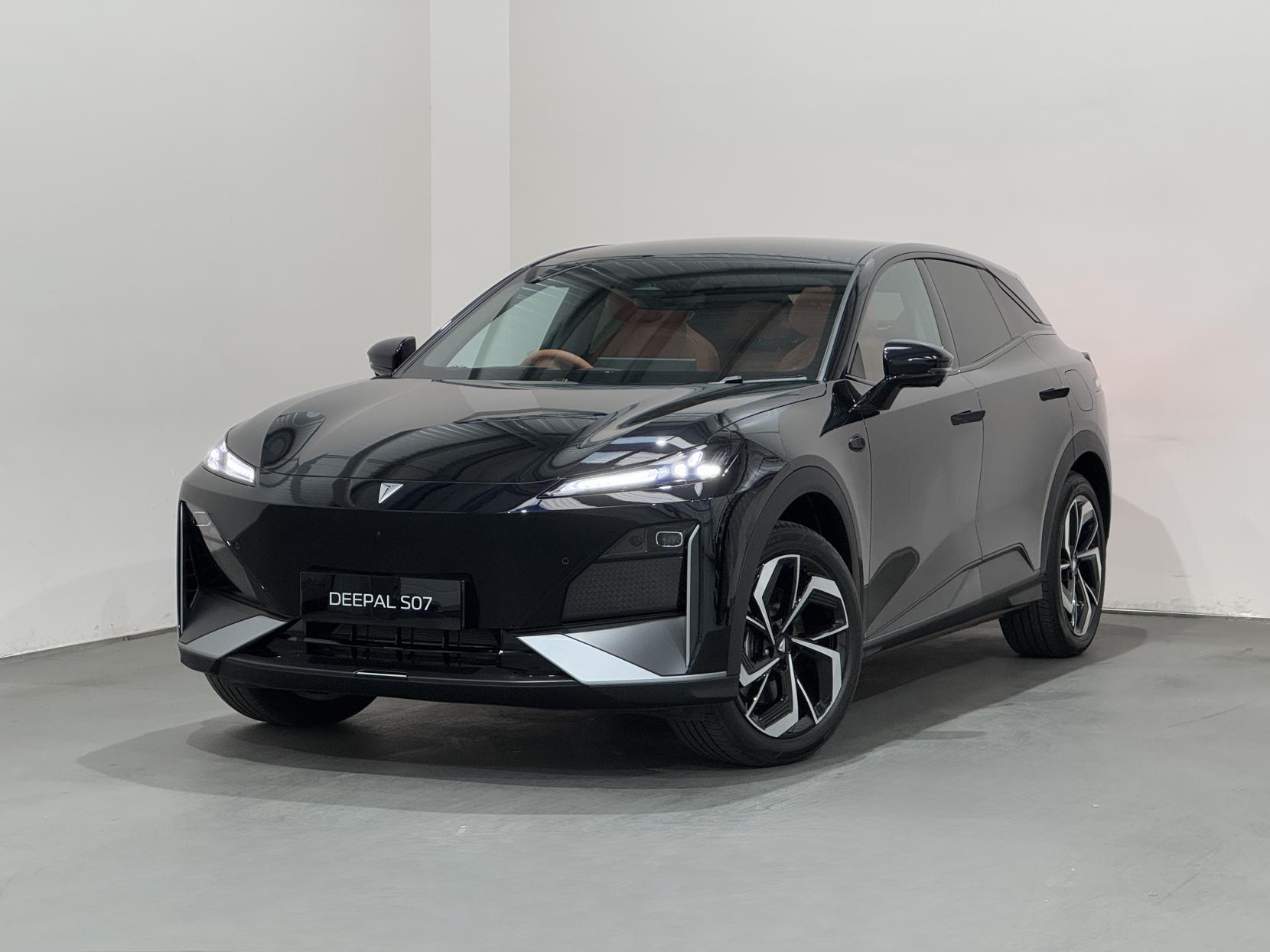 Changan Deepal S07 view 9