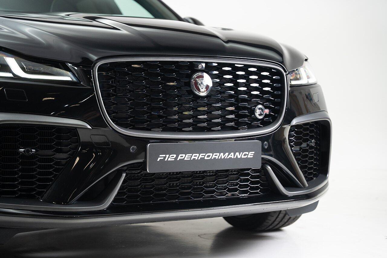 Jaguar F-Pace view 23