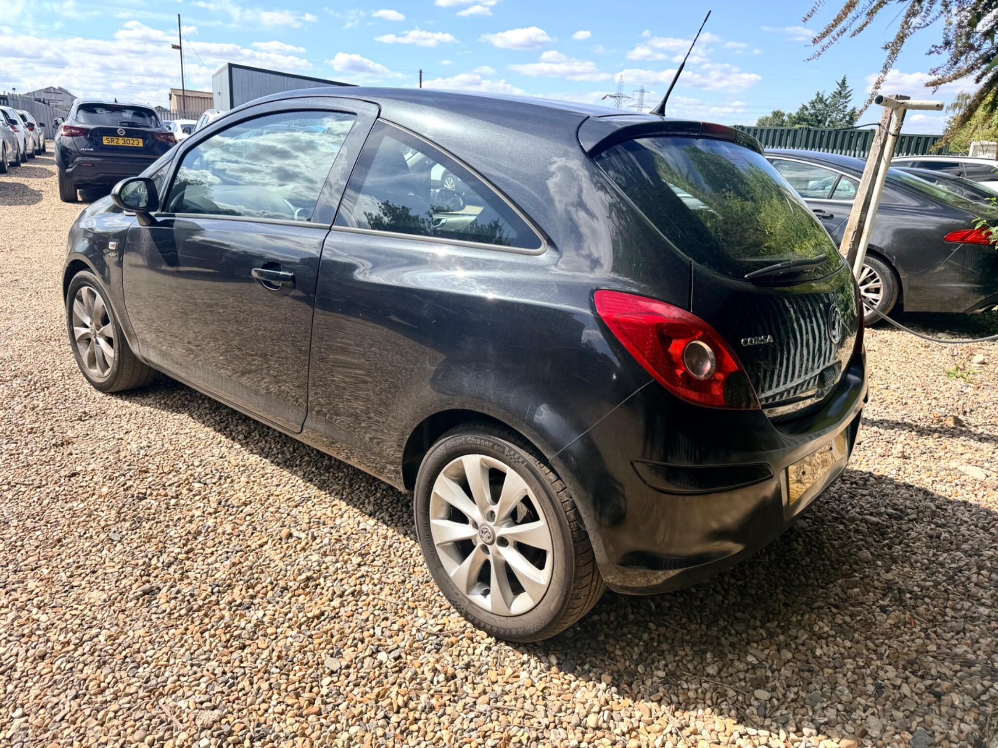 Vauxhall Corsa view 4
