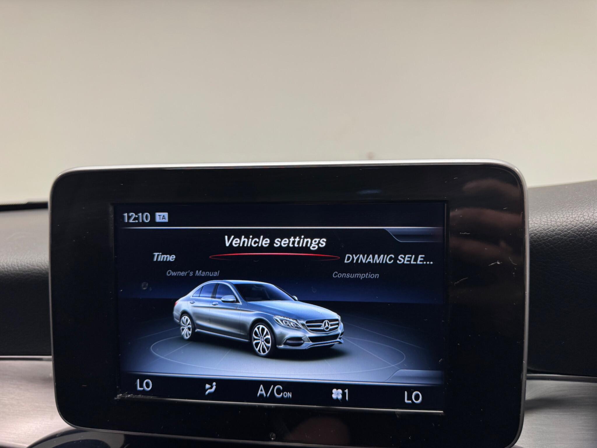 Mercedes-Benz C-Class view 17