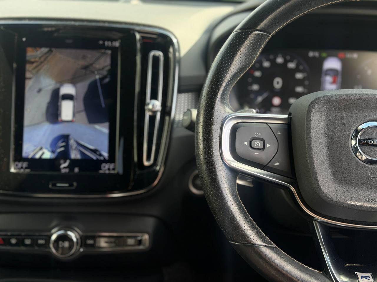 Volvo XC40 view 29