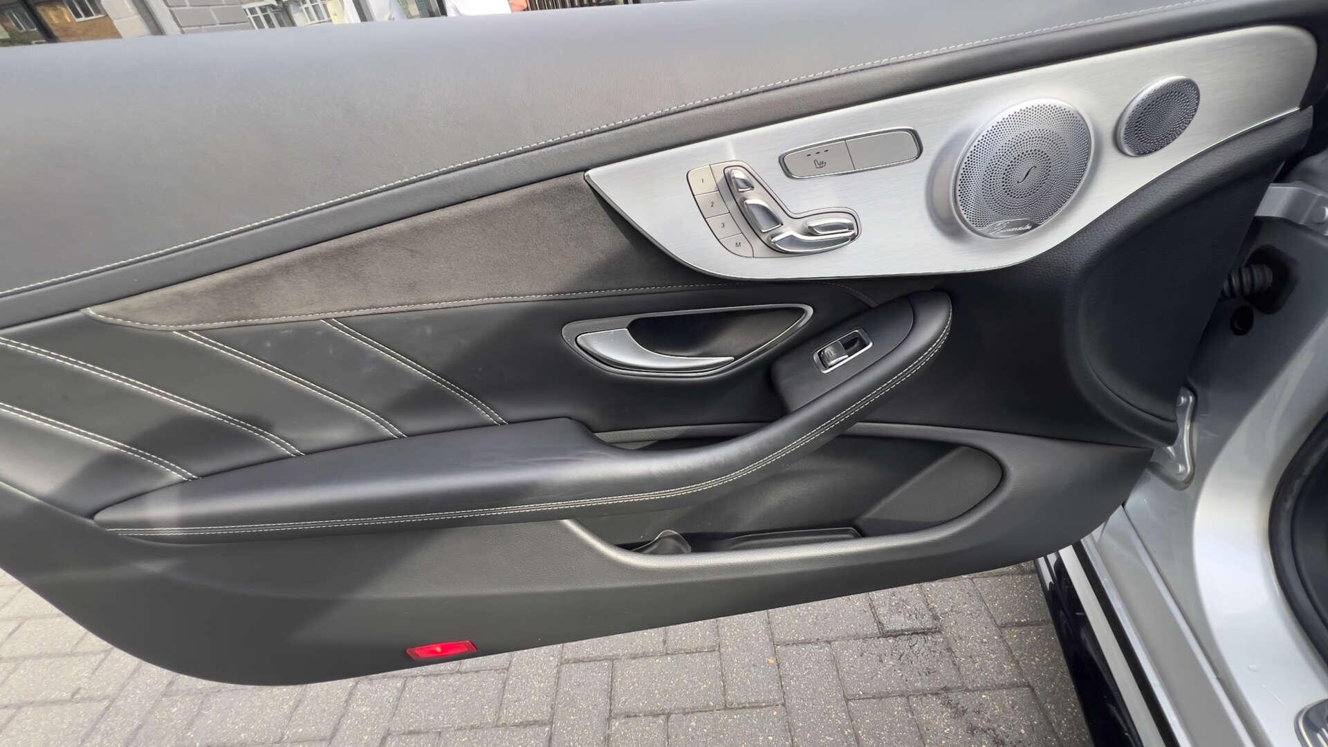 Mercedes-Benz C Class view 30