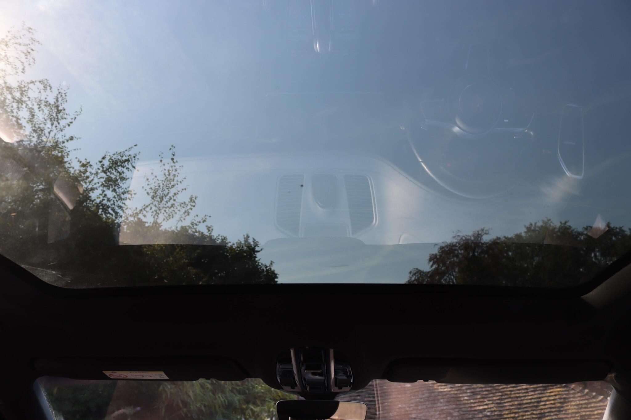 Porsche Cayenne view 54