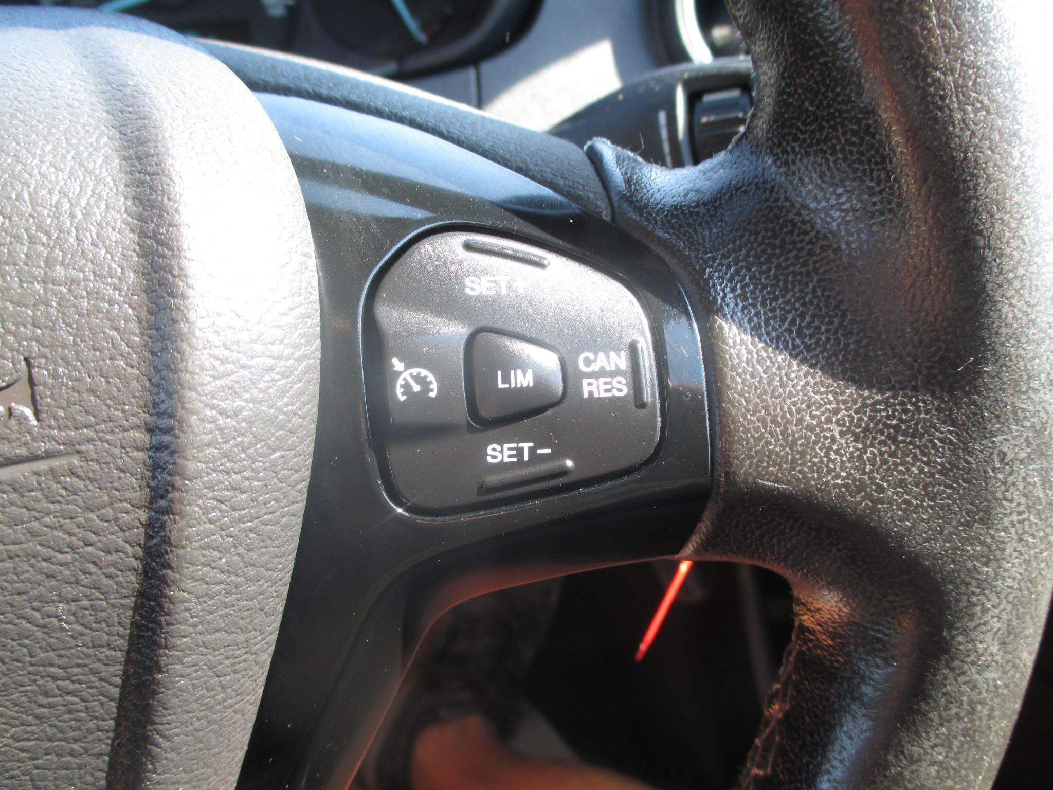 Ford Ka+ view 31