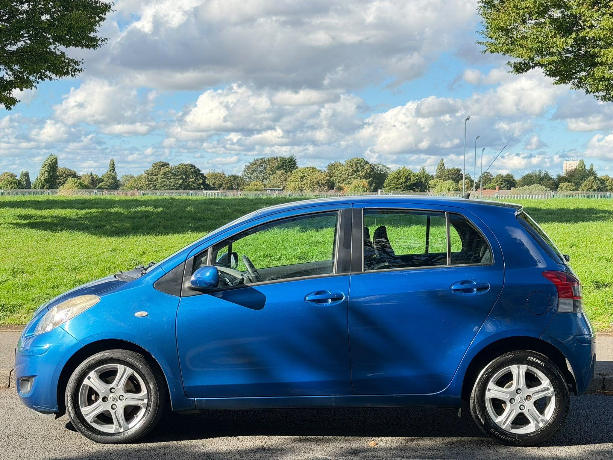 Toyota Yaris view 7