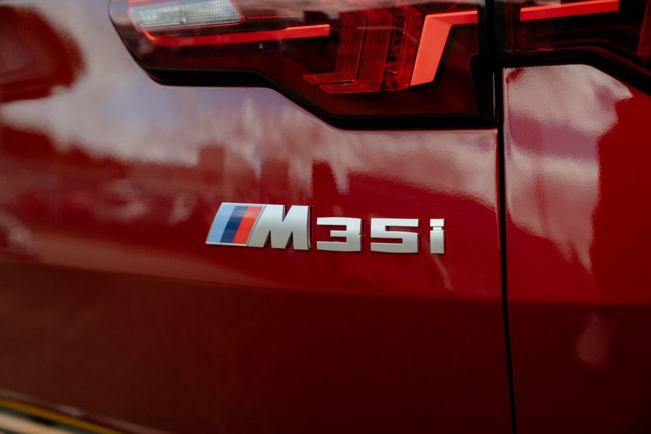 BMW X2 view 90