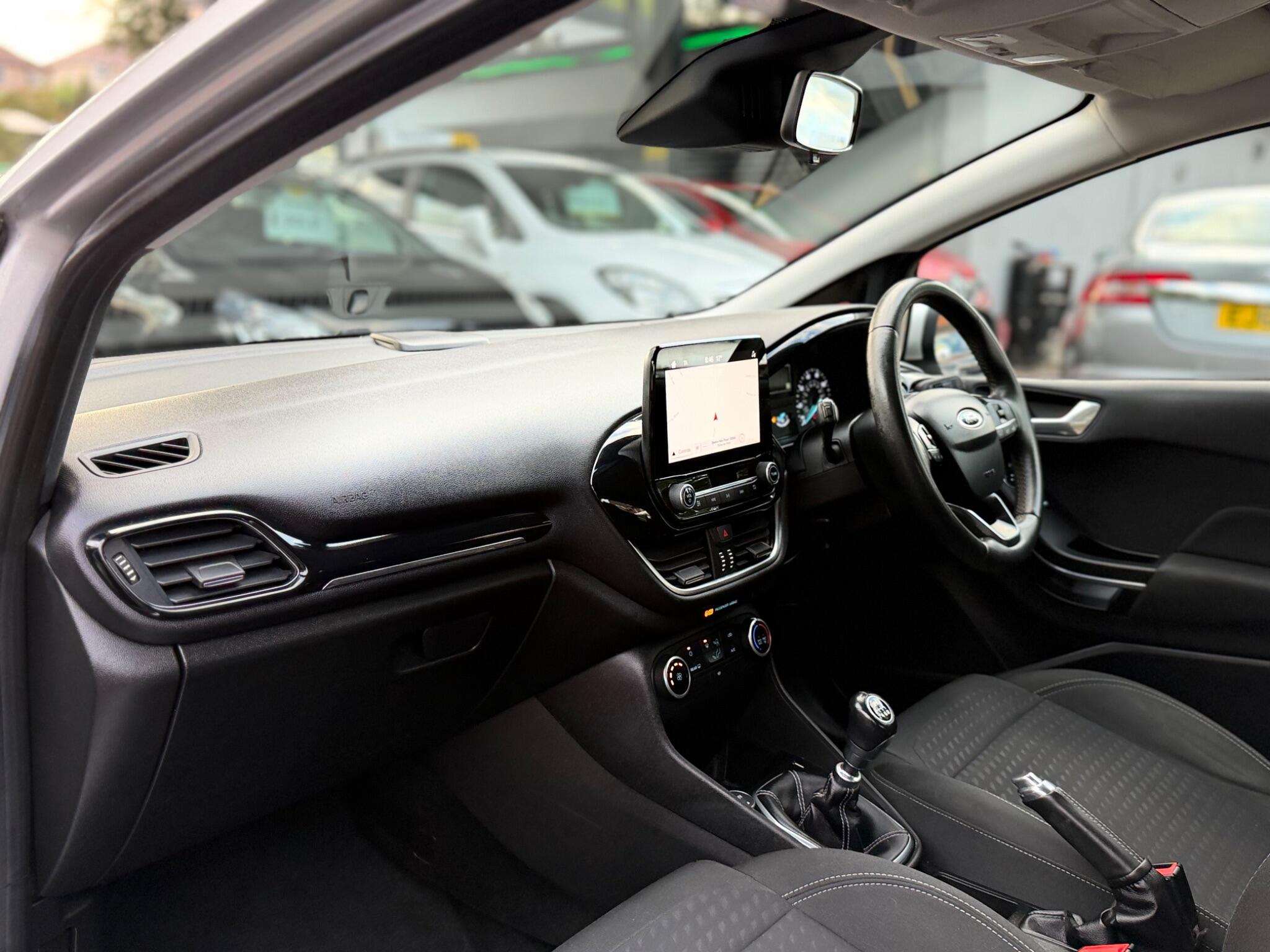 Ford Fiesta view 41