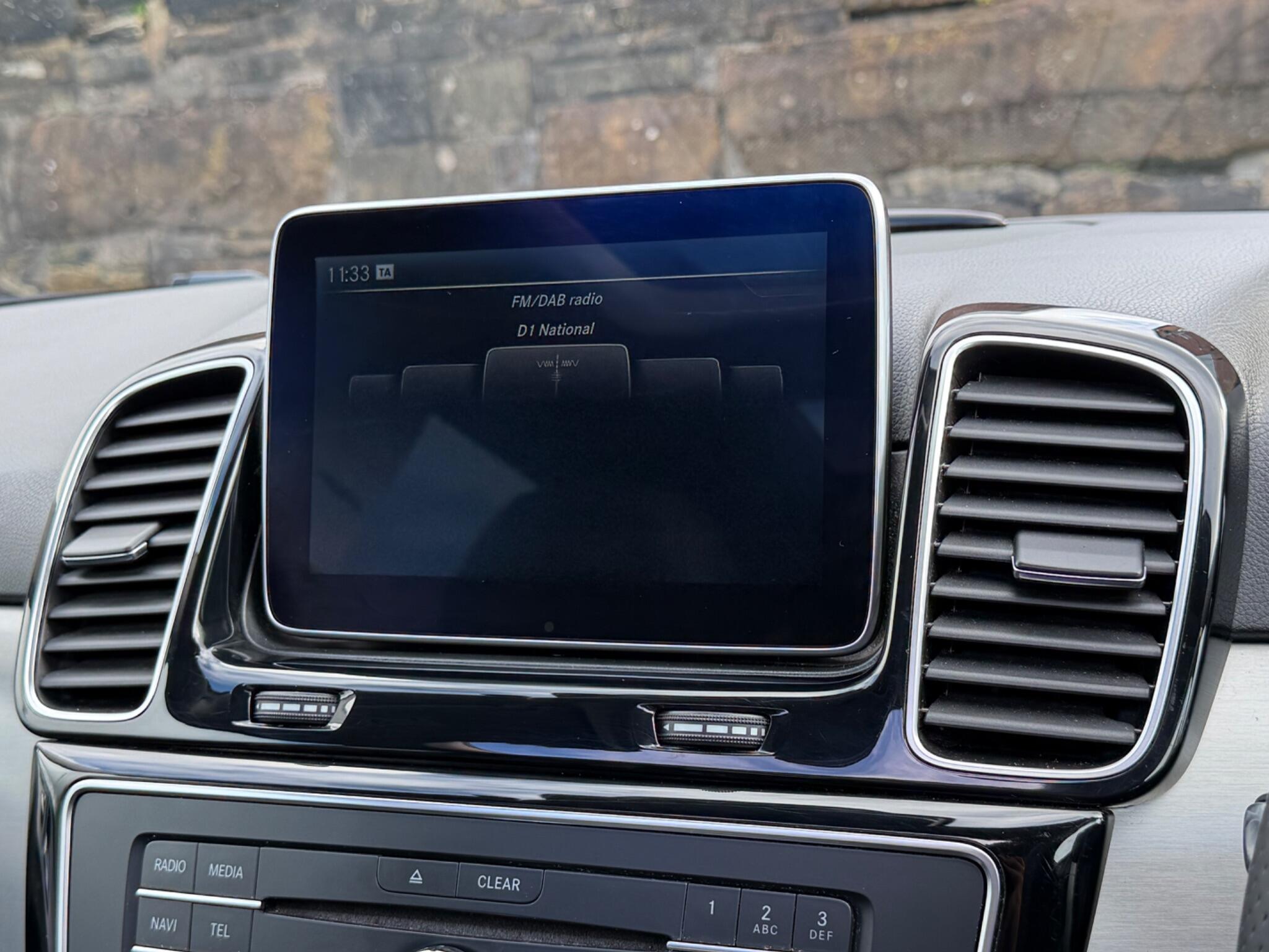 Mercedes-Benz GLE view 37