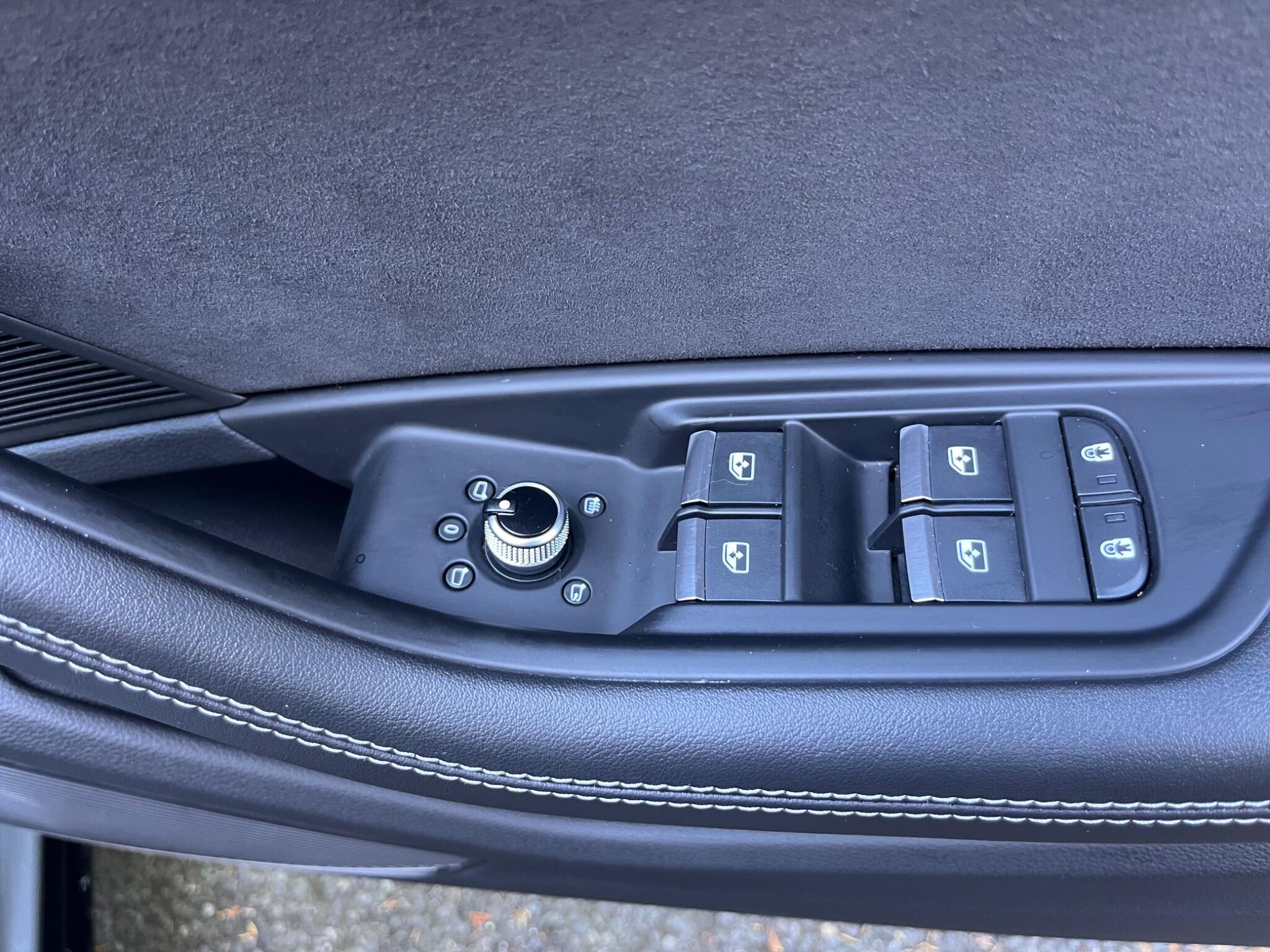 Audi S4 view 43