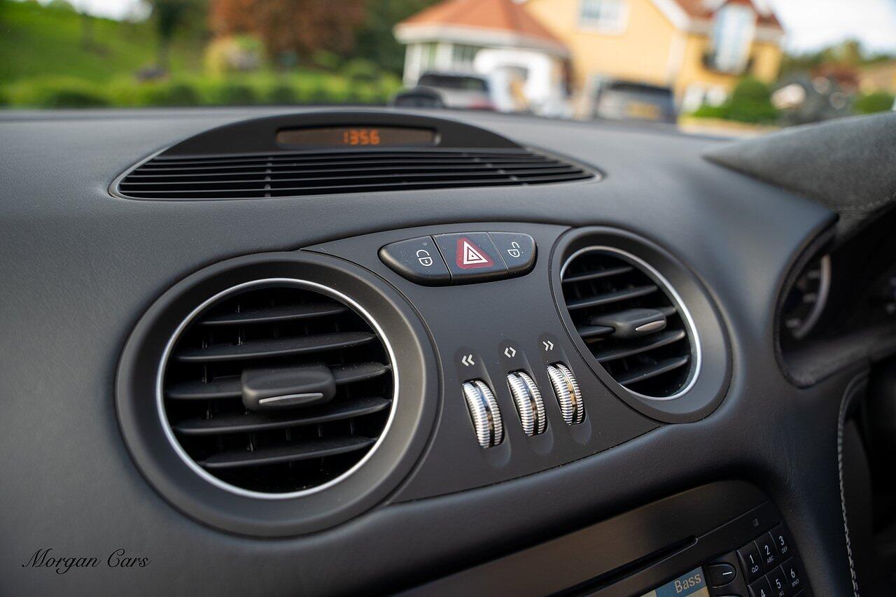 Mercedes-Benz SL view 74