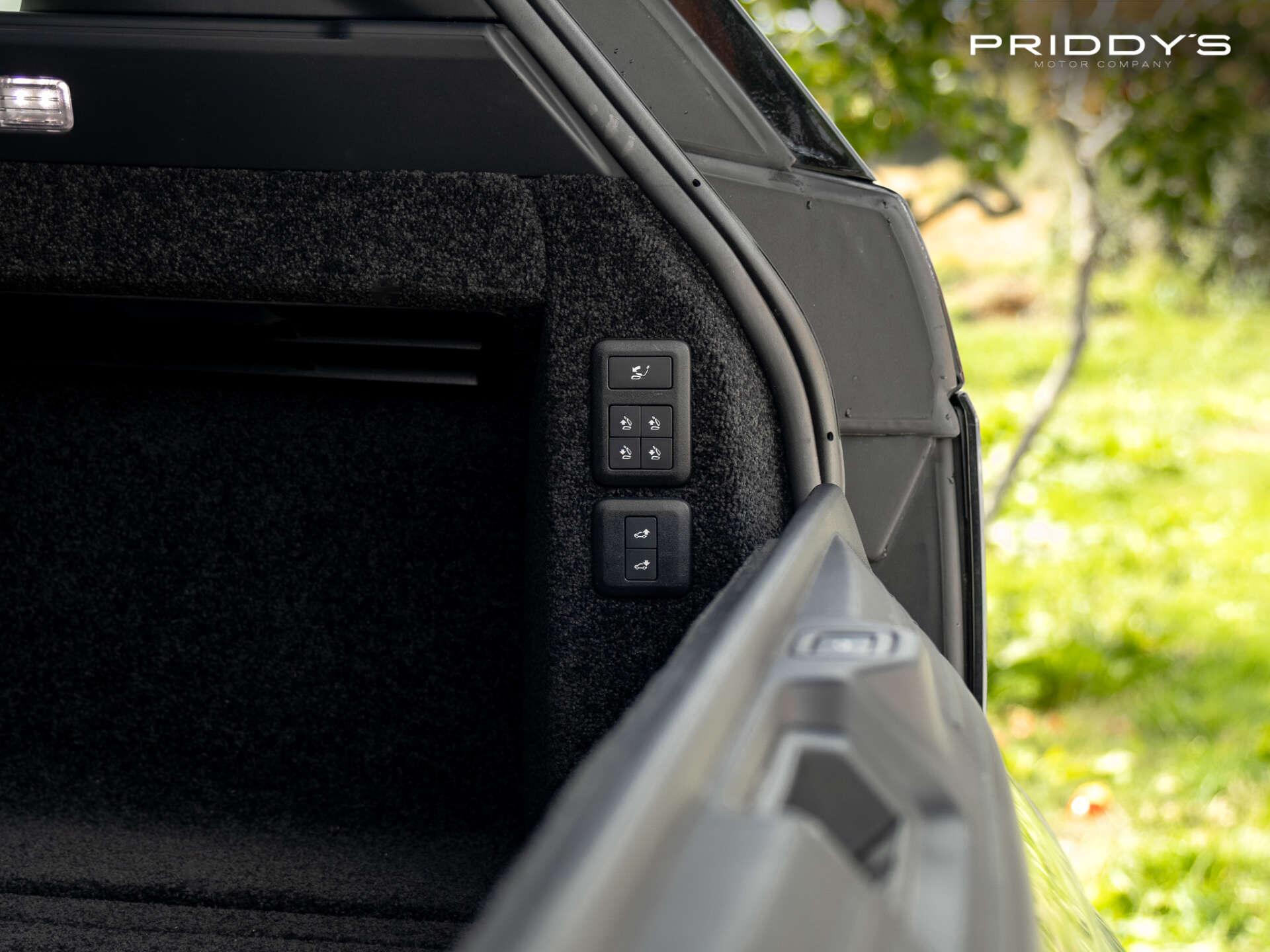 Land Rover Range Rover view 20