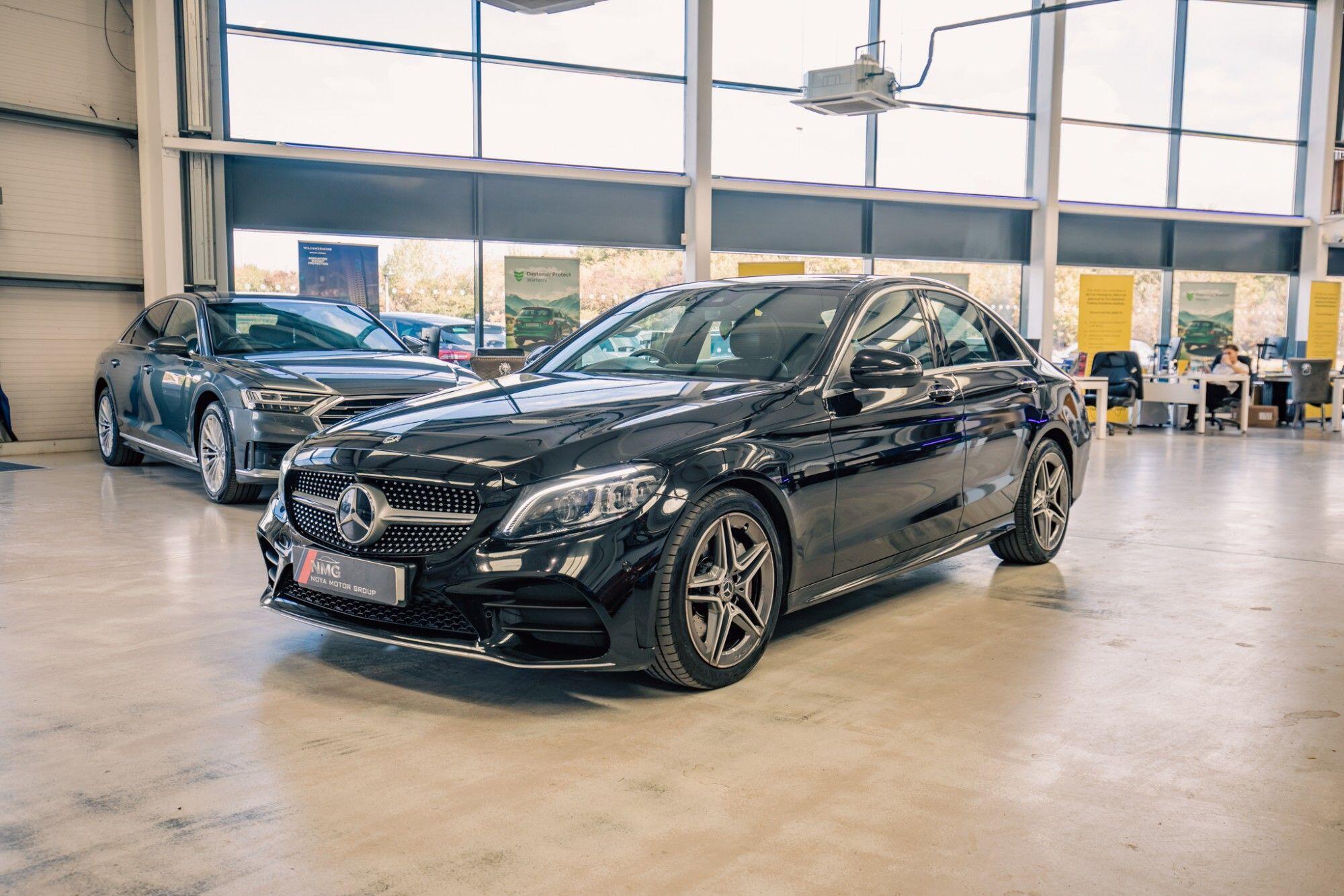 Mercedes-Benz C-Class view 25