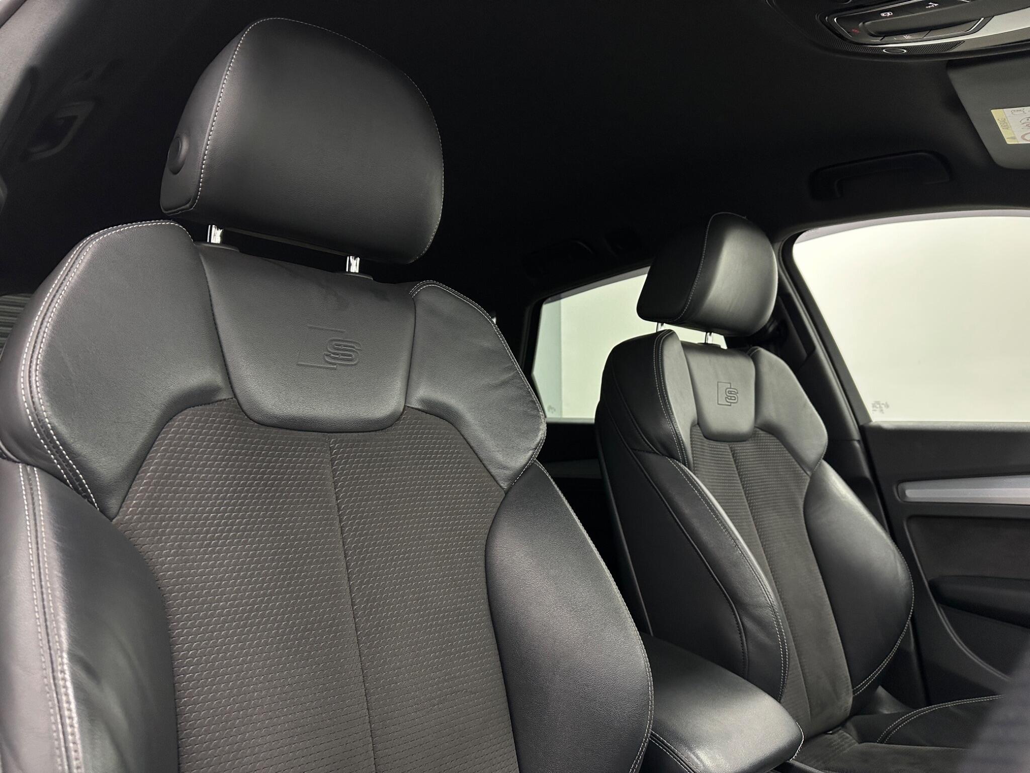 Audi Q5 view 34