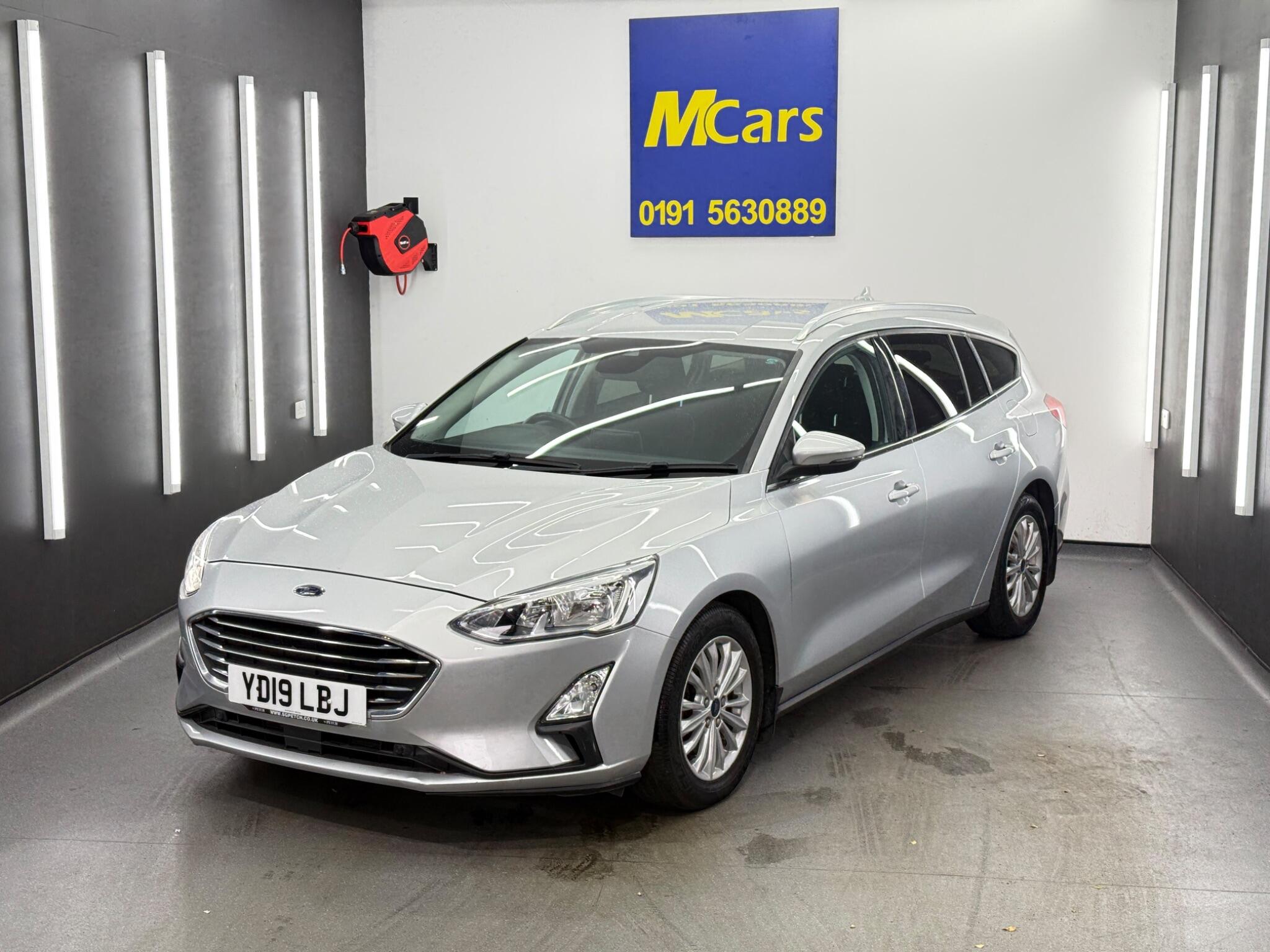 Ford Focus view 7