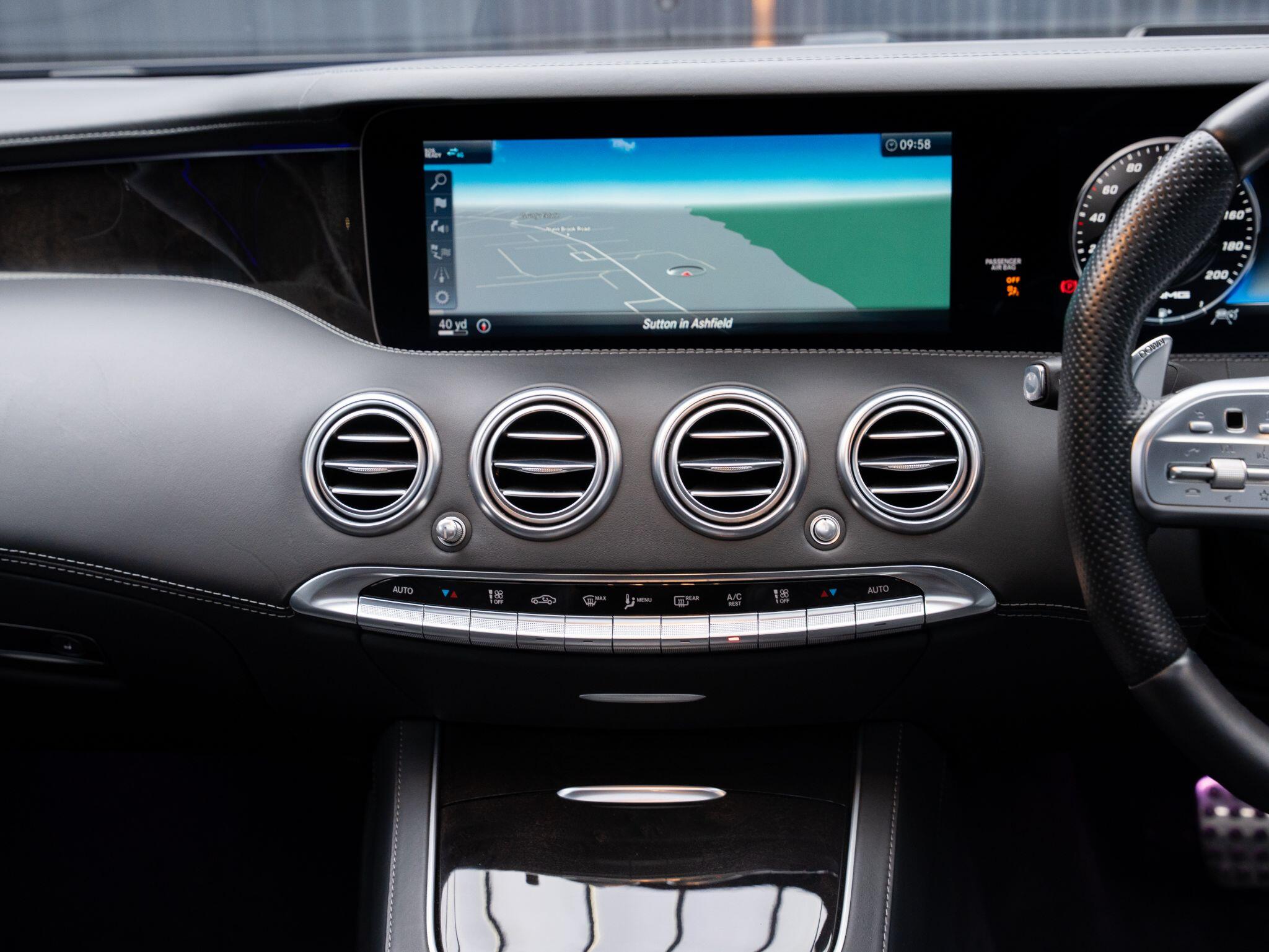Mercedes-Benz S-Class view 53