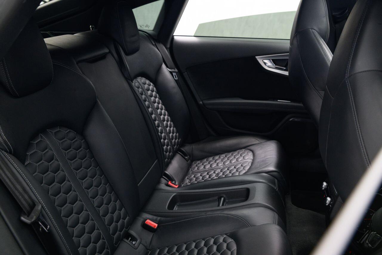 Audi RS7 view 15