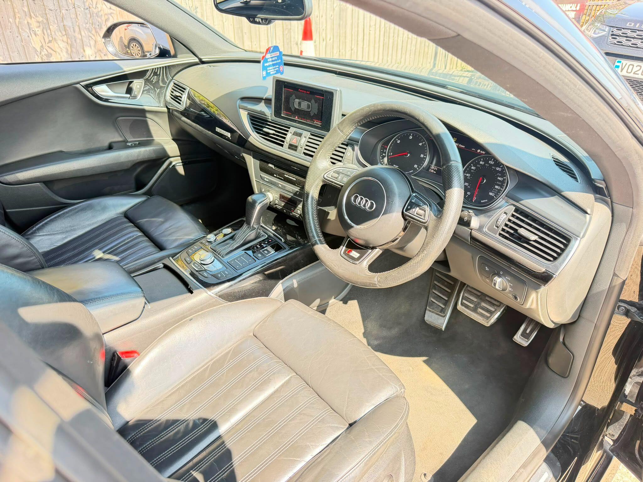 Audi A7 view 11