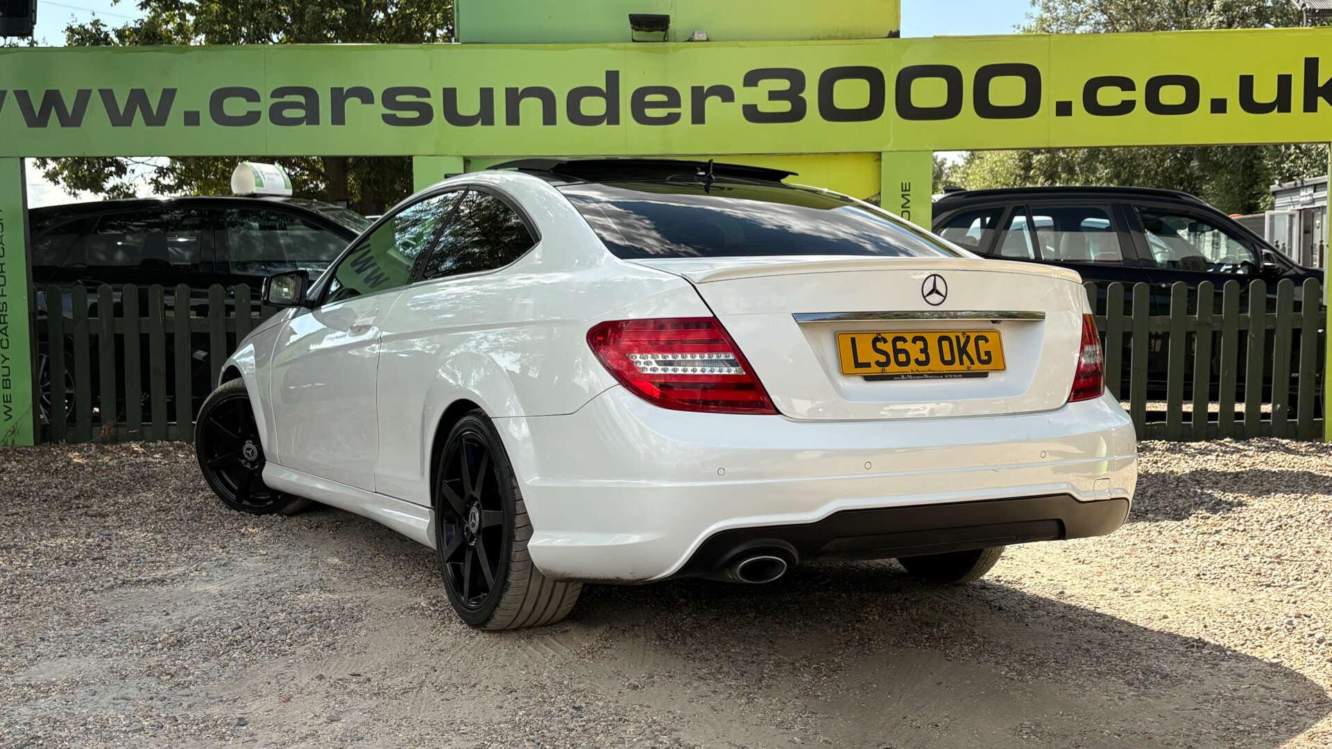 Mercedes-Benz C-Class view 5
