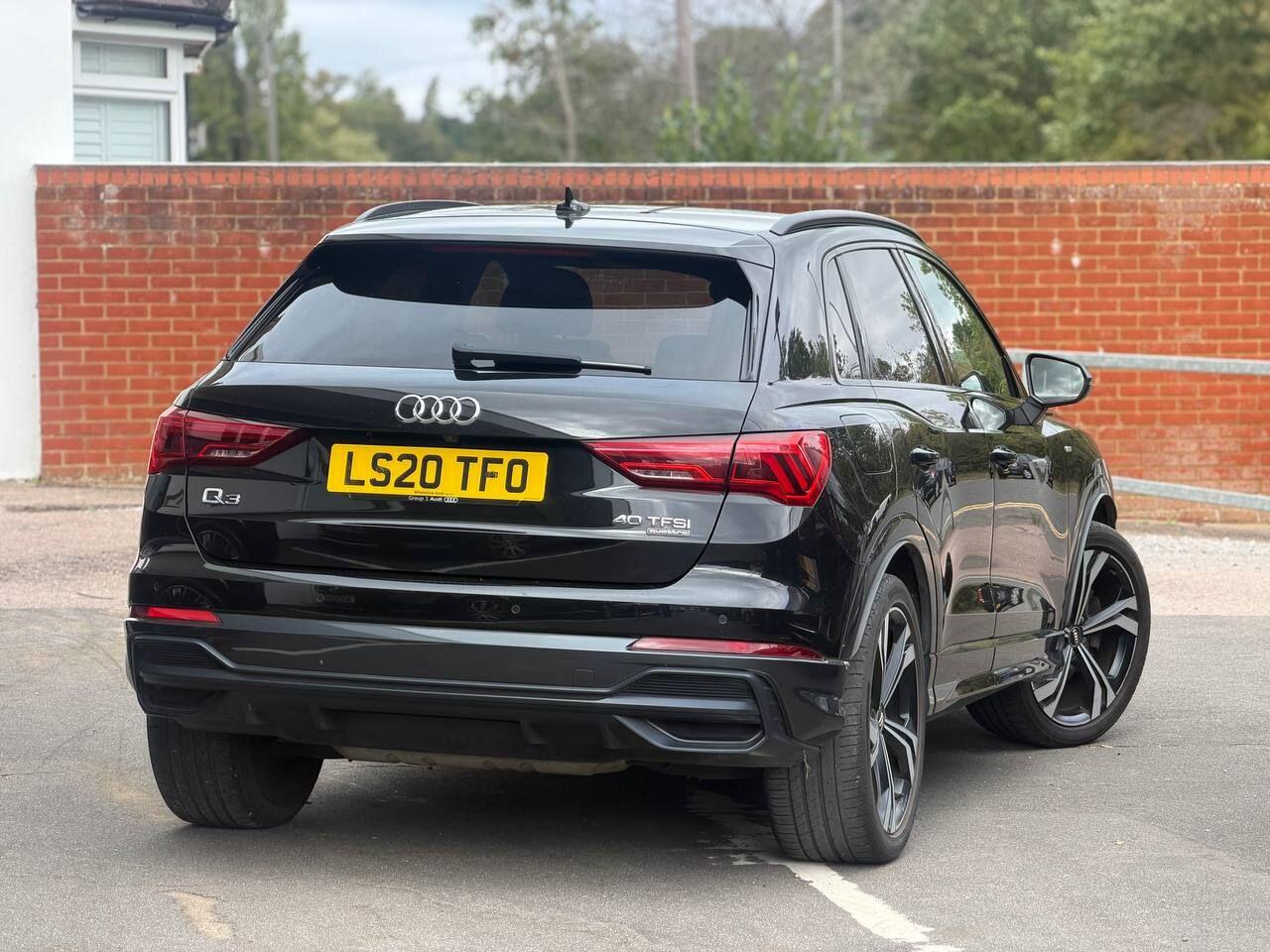 Audi Q3 view 59