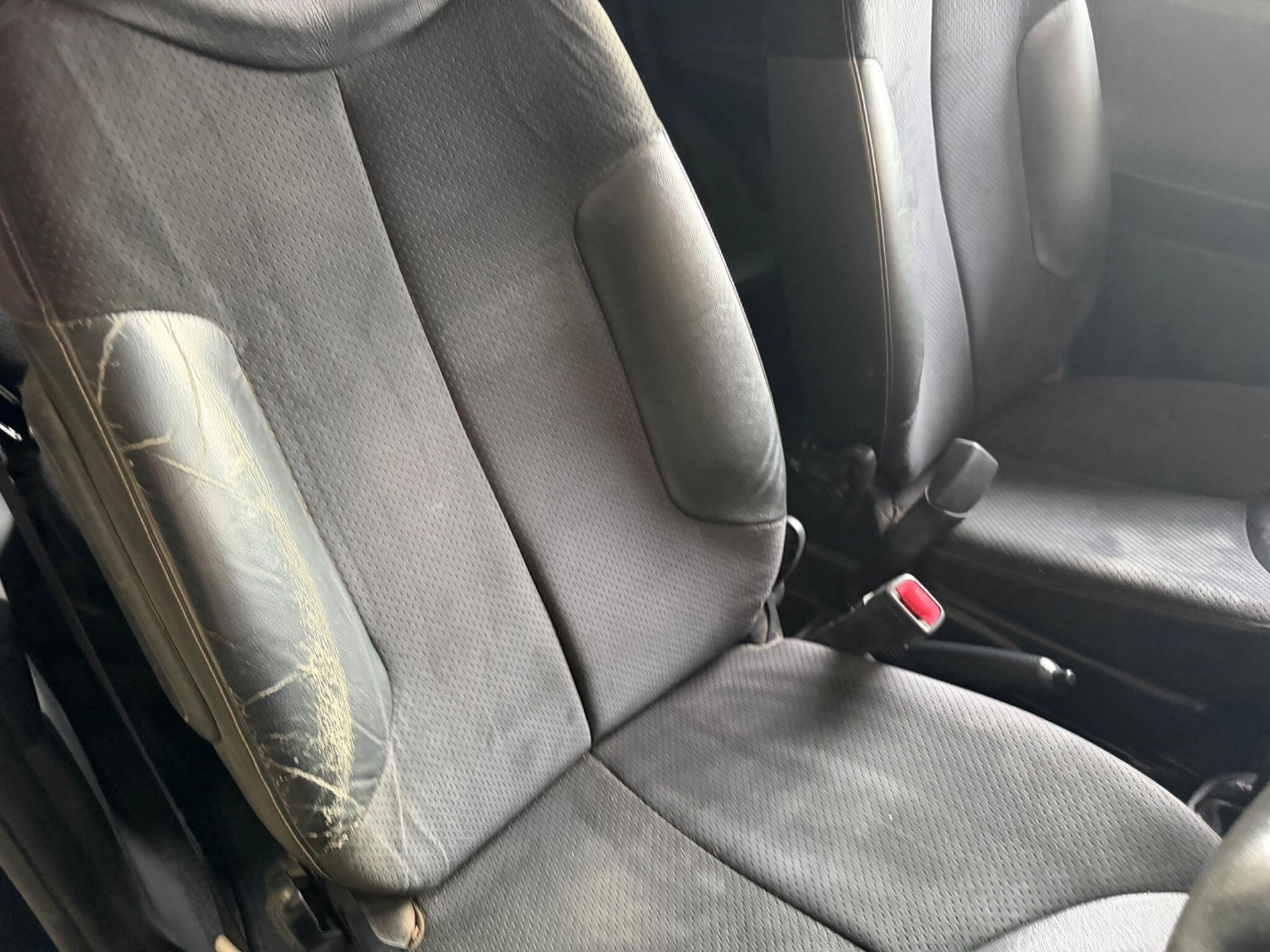 Toyota Aygo view 13