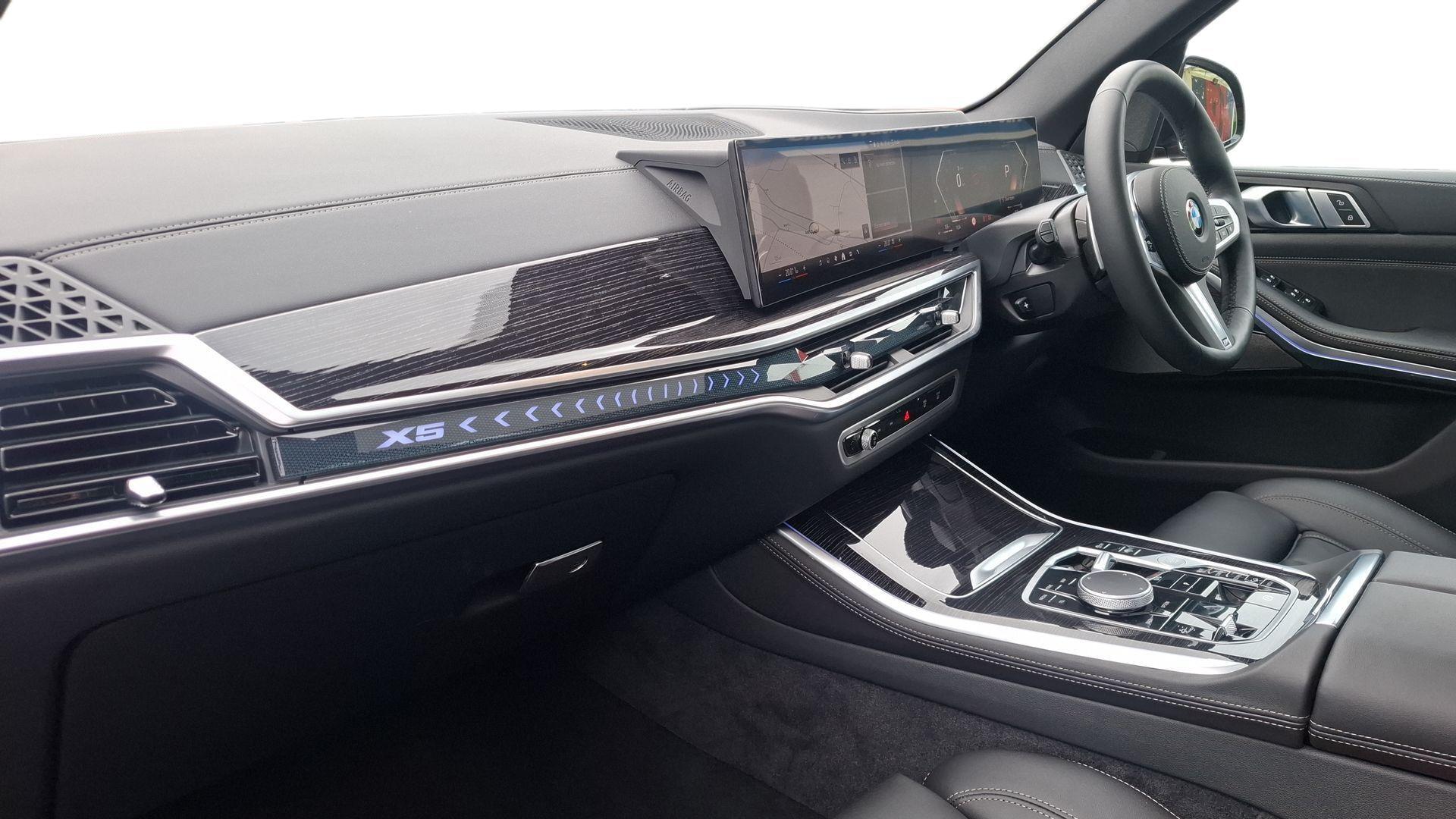 BMW X5 view 7