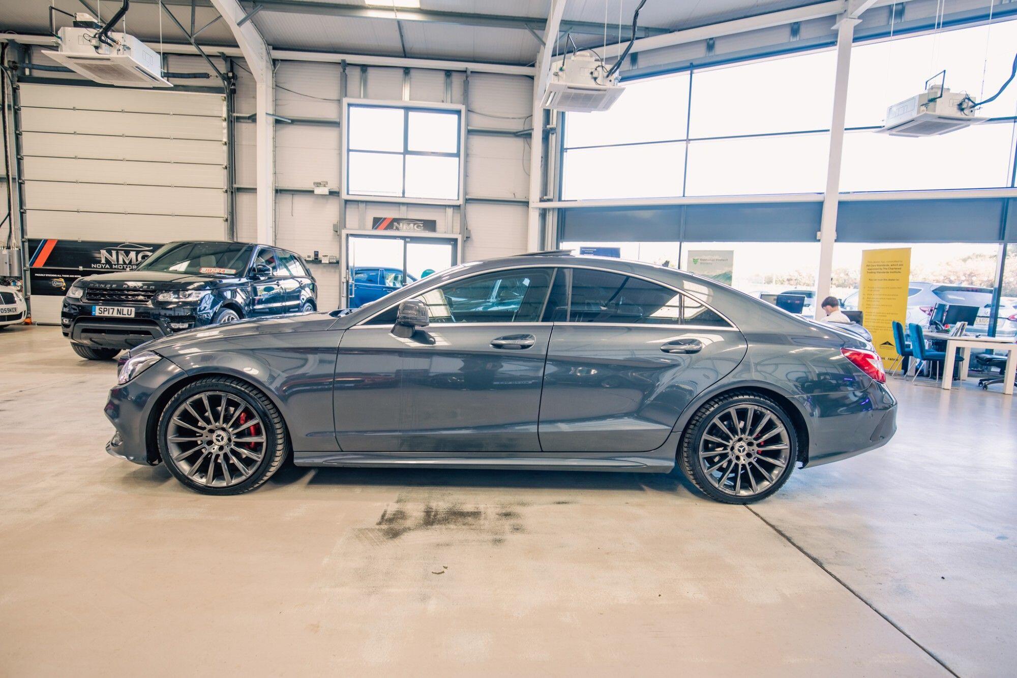 Mercedes-Benz CLS view 34
