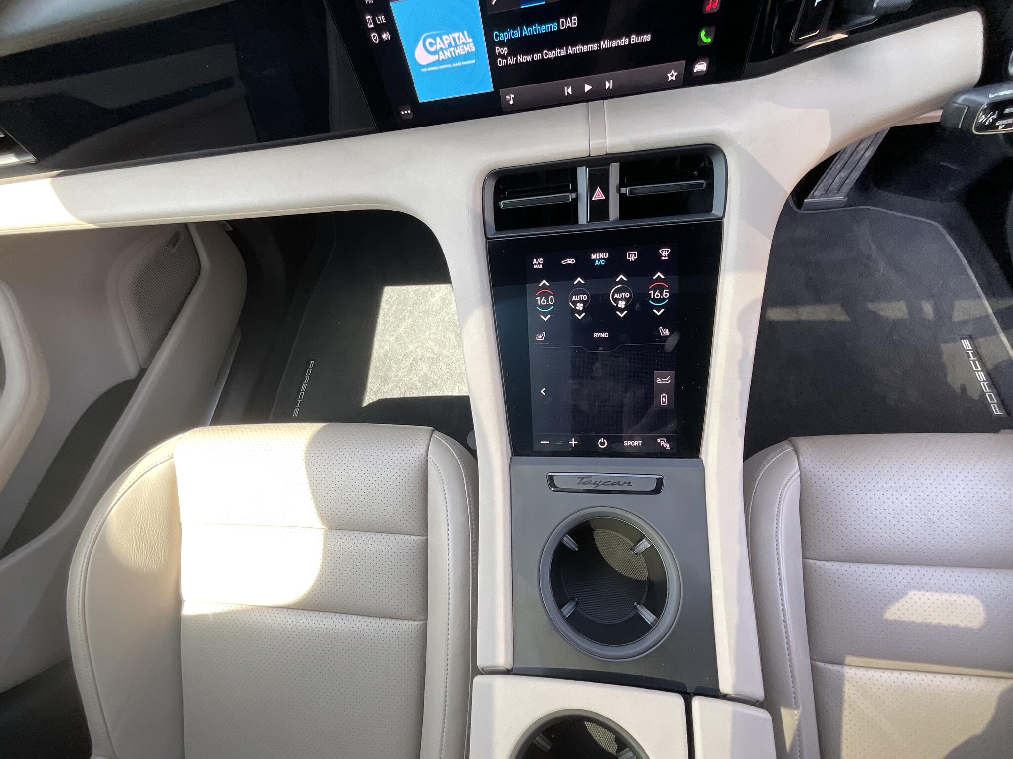 Porsche Taycan view 28