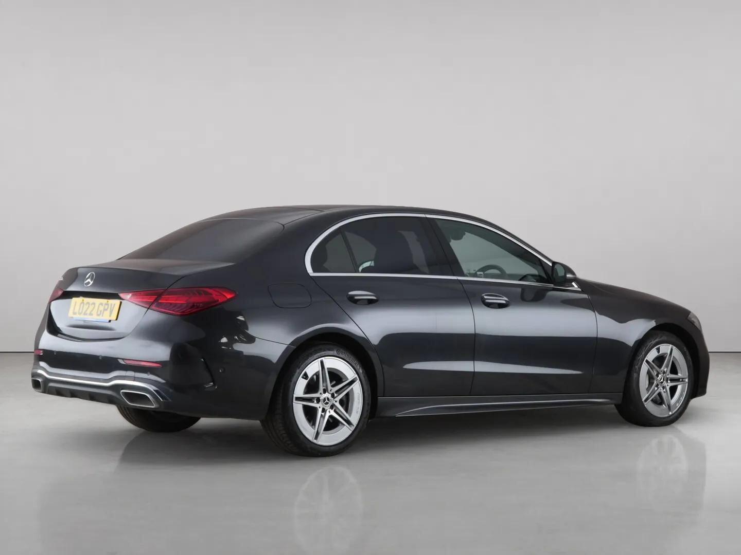 Mercedes-Benz C-Class view 6