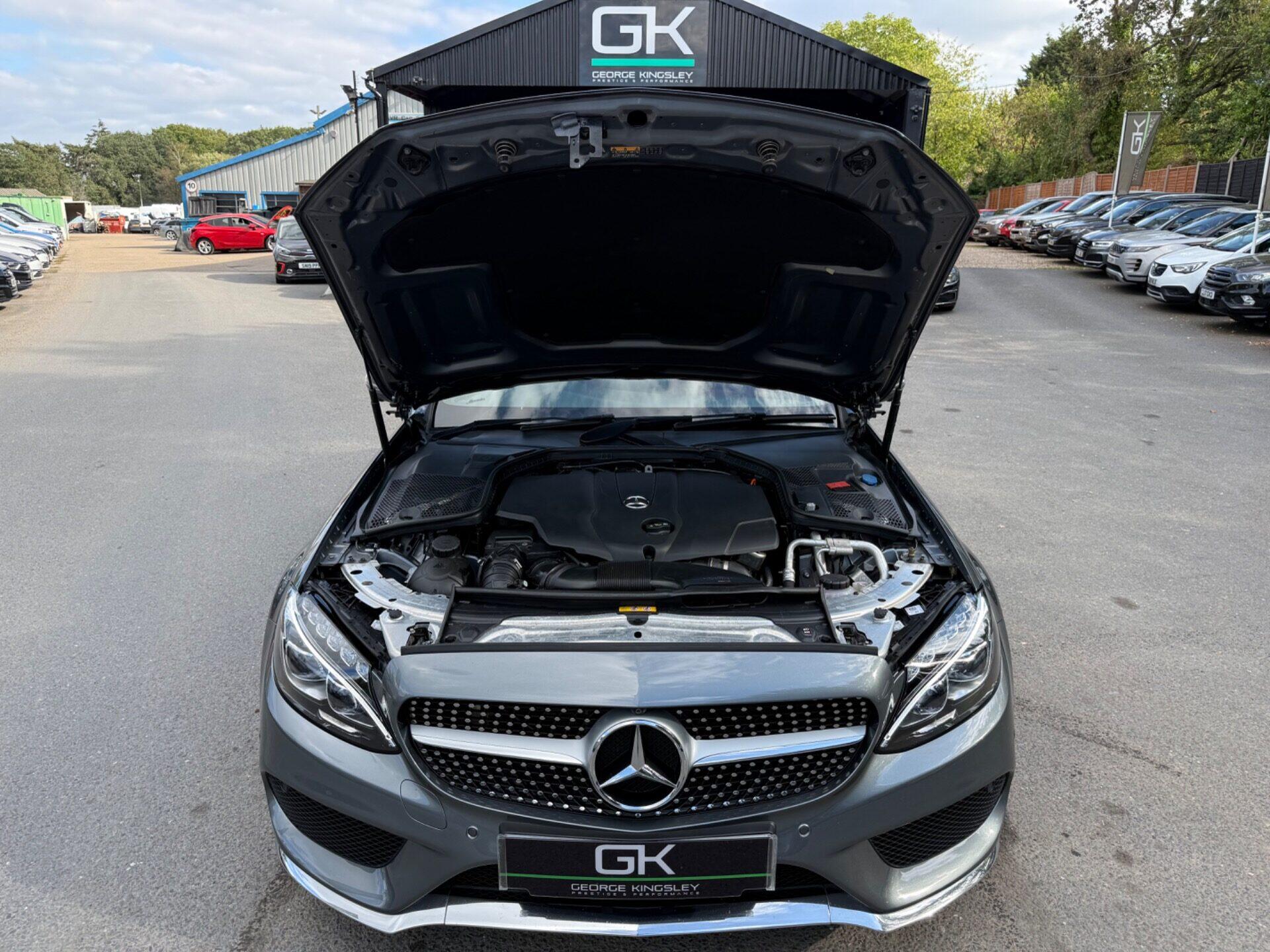 Mercedes-Benz C-Class view 75