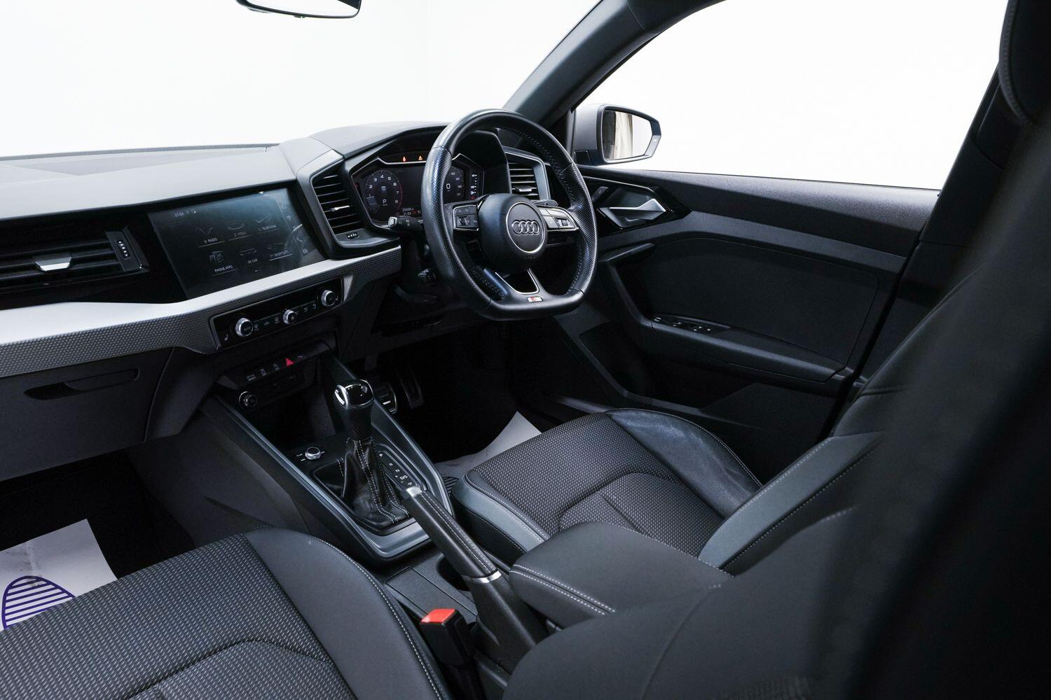 Audi A1 view 27
