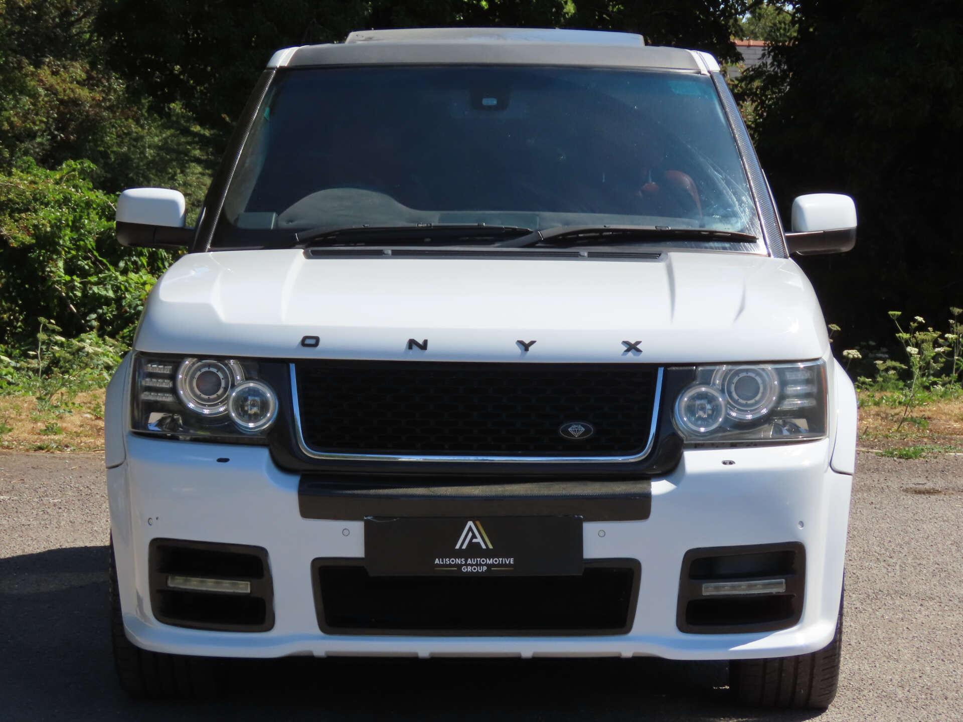 Land Rover Range Rover view 3