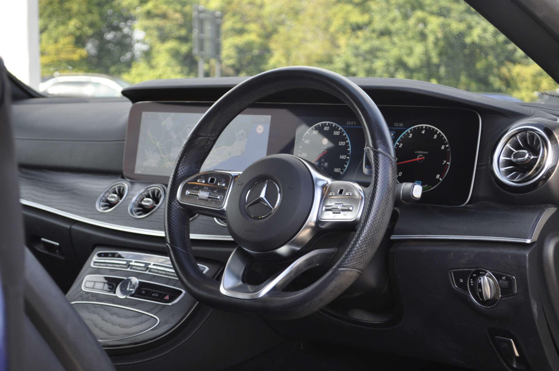 Mercedes-Benz E-Class view 8