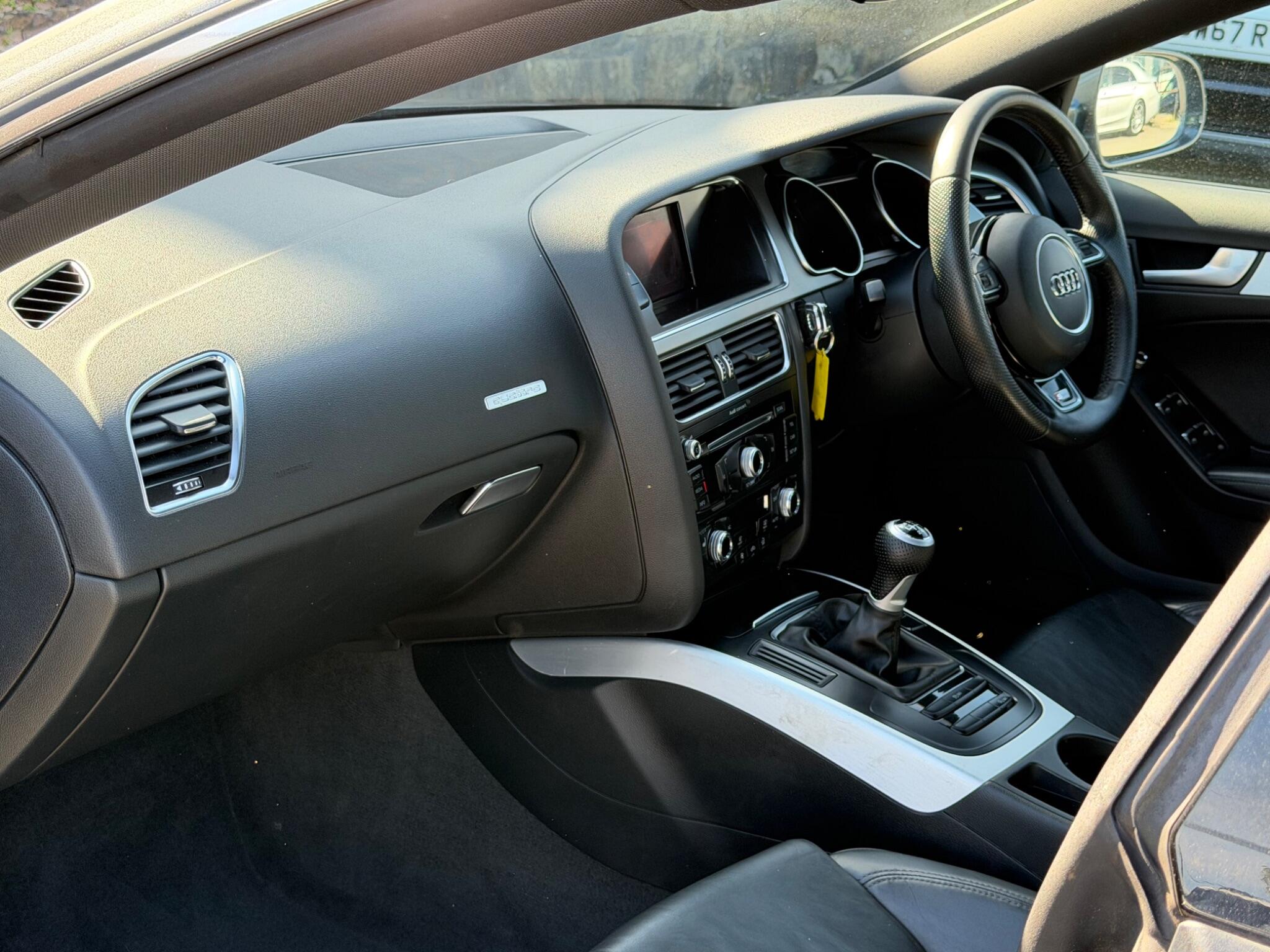Audi A5 view 12