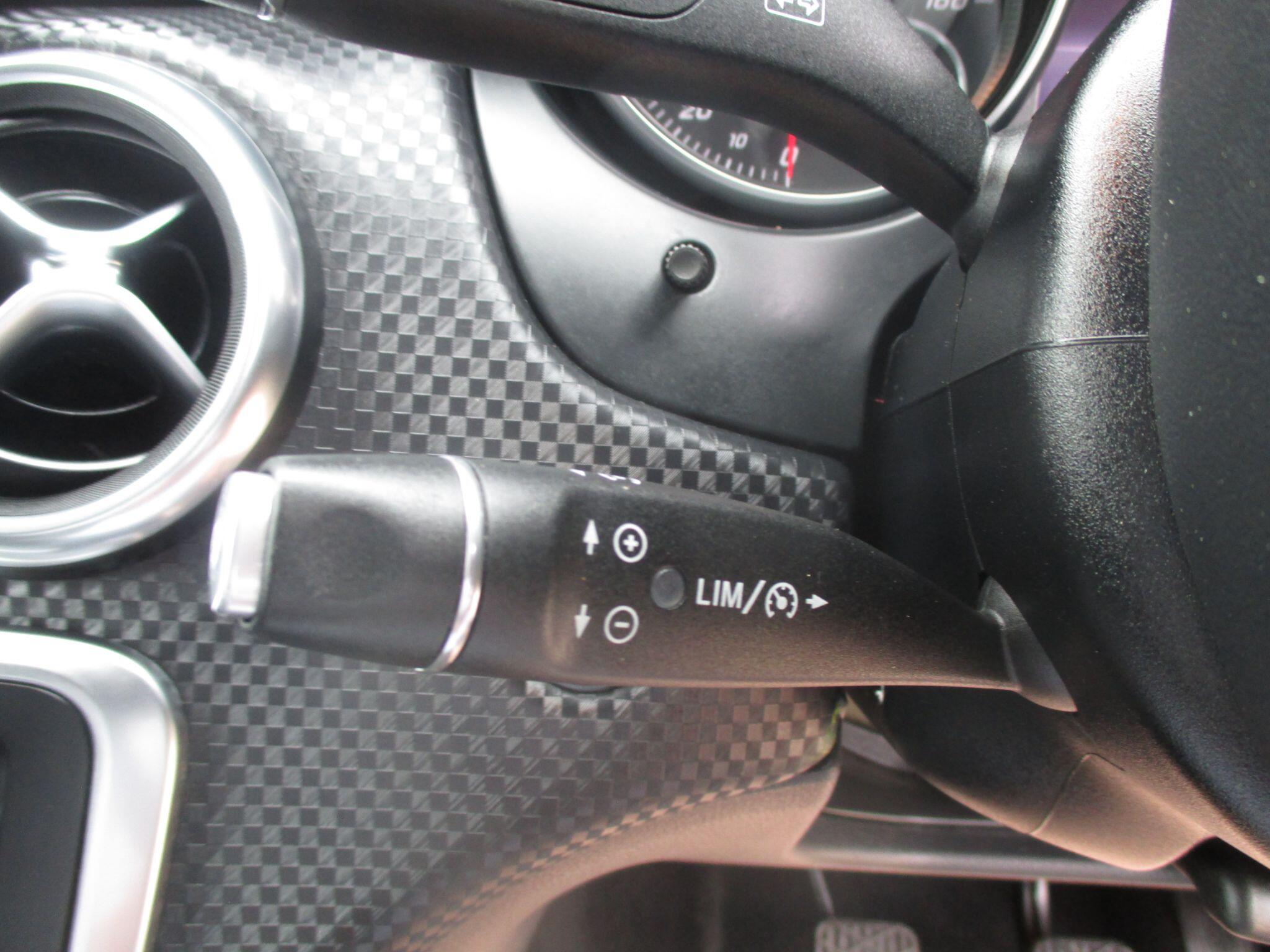 Mercedes-Benz A-Class view 41
