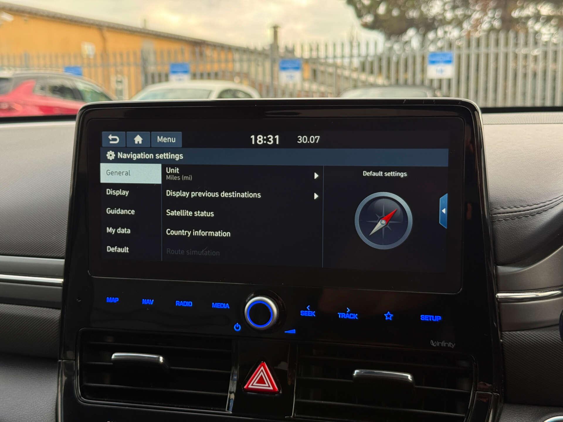Hyundai Ioniq view 72