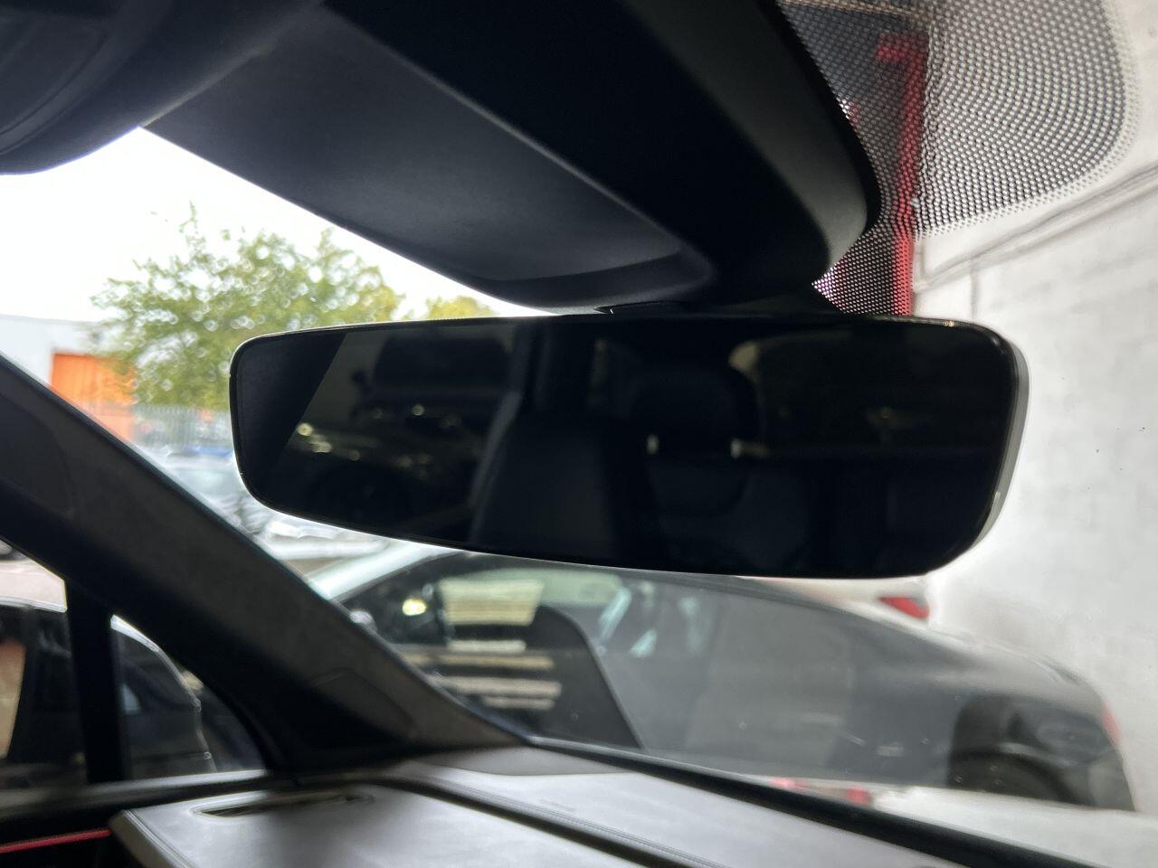 Audi Q7 view 71