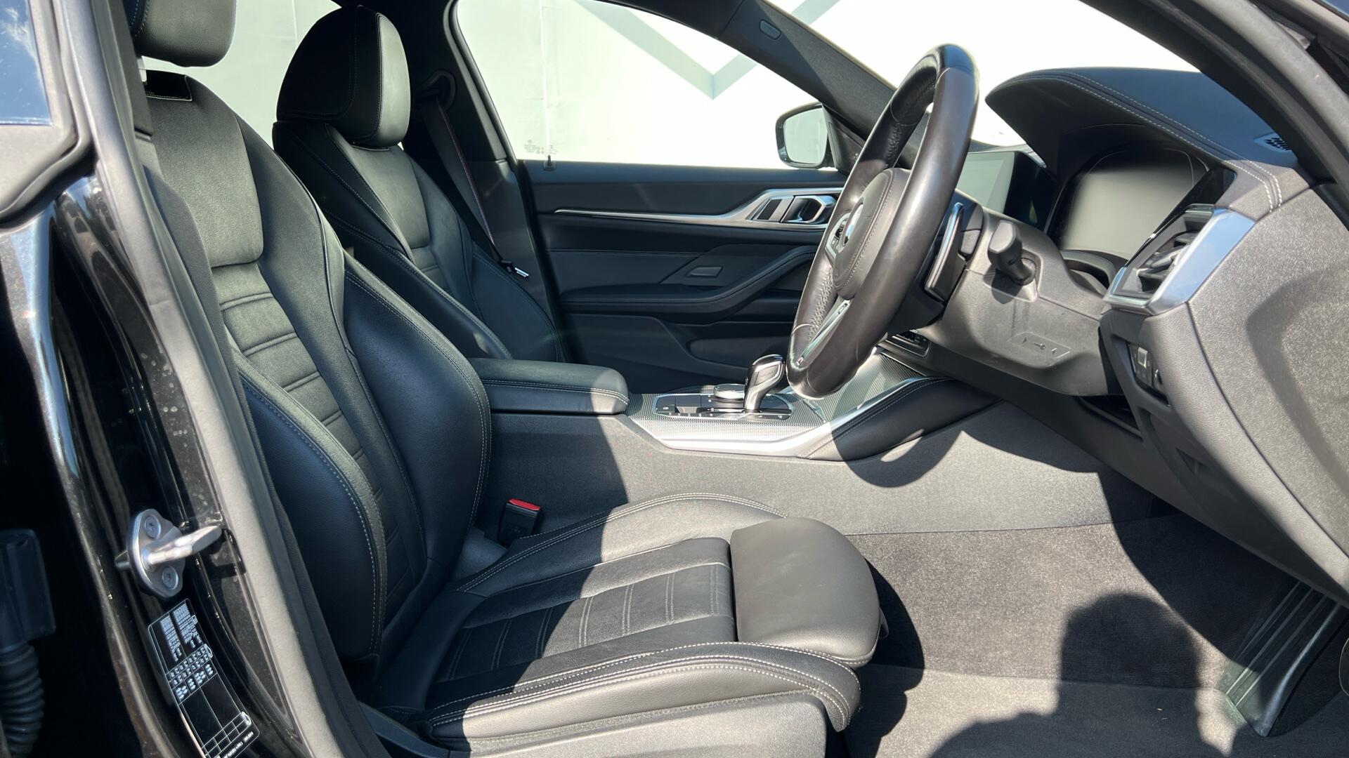 BMW 4 Series view 11