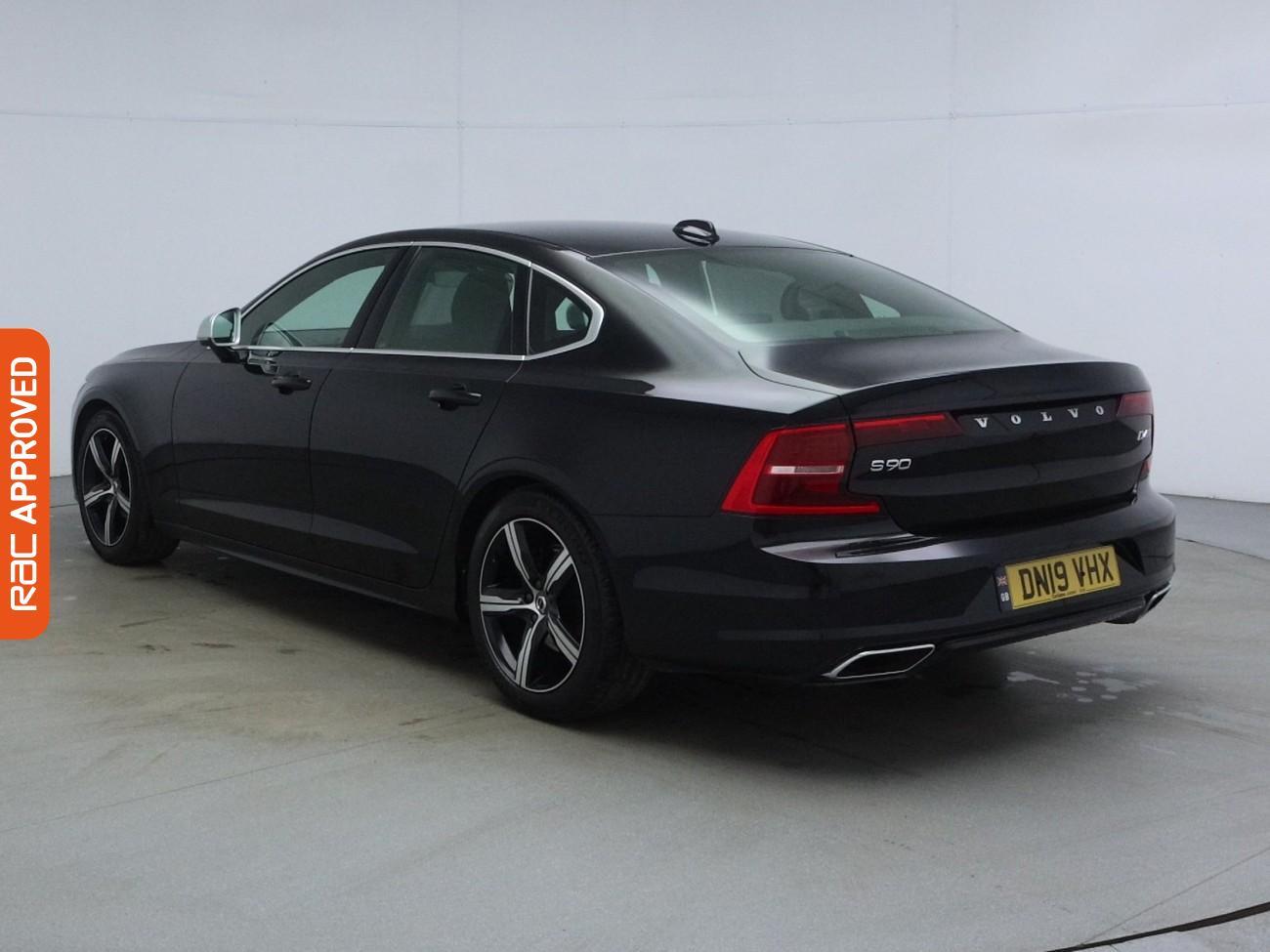 Volvo S90 view 4
