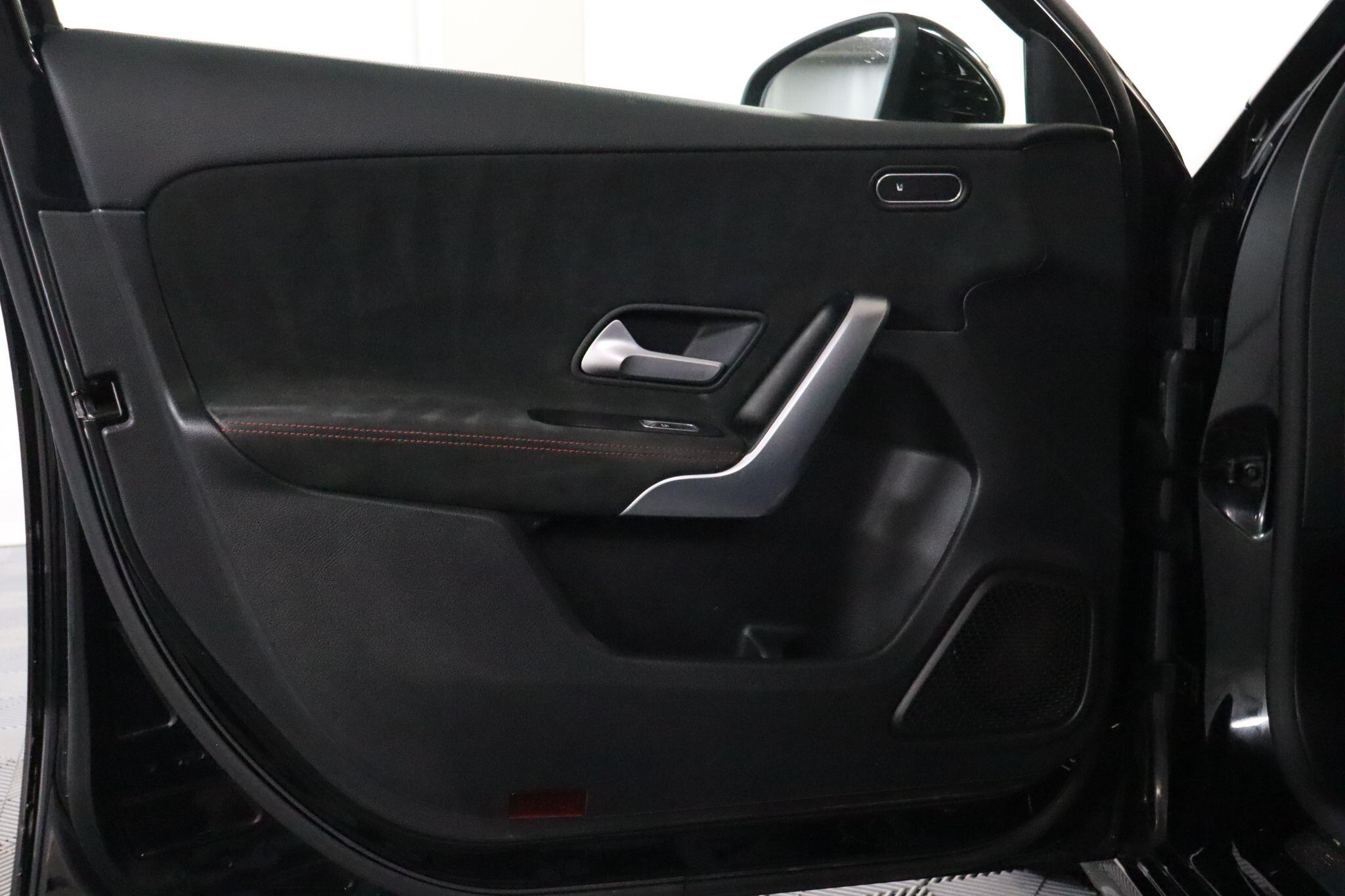 Mercedes-Benz A-Class view 44