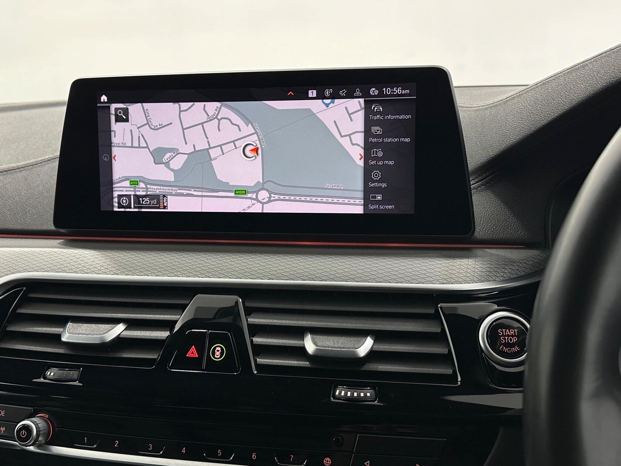 BMW 5 Series view 24
