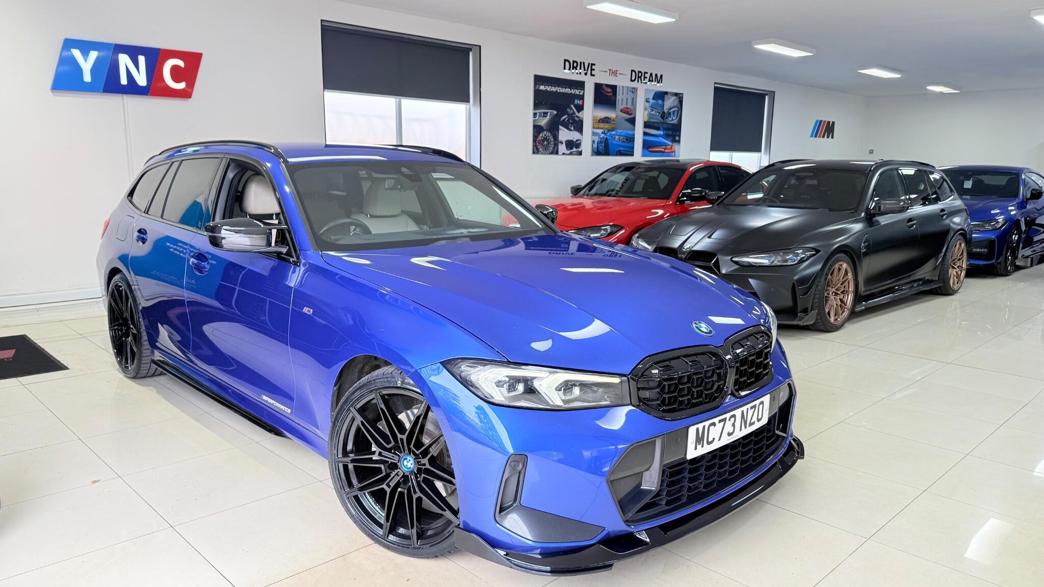 BMW 3 Series view 3