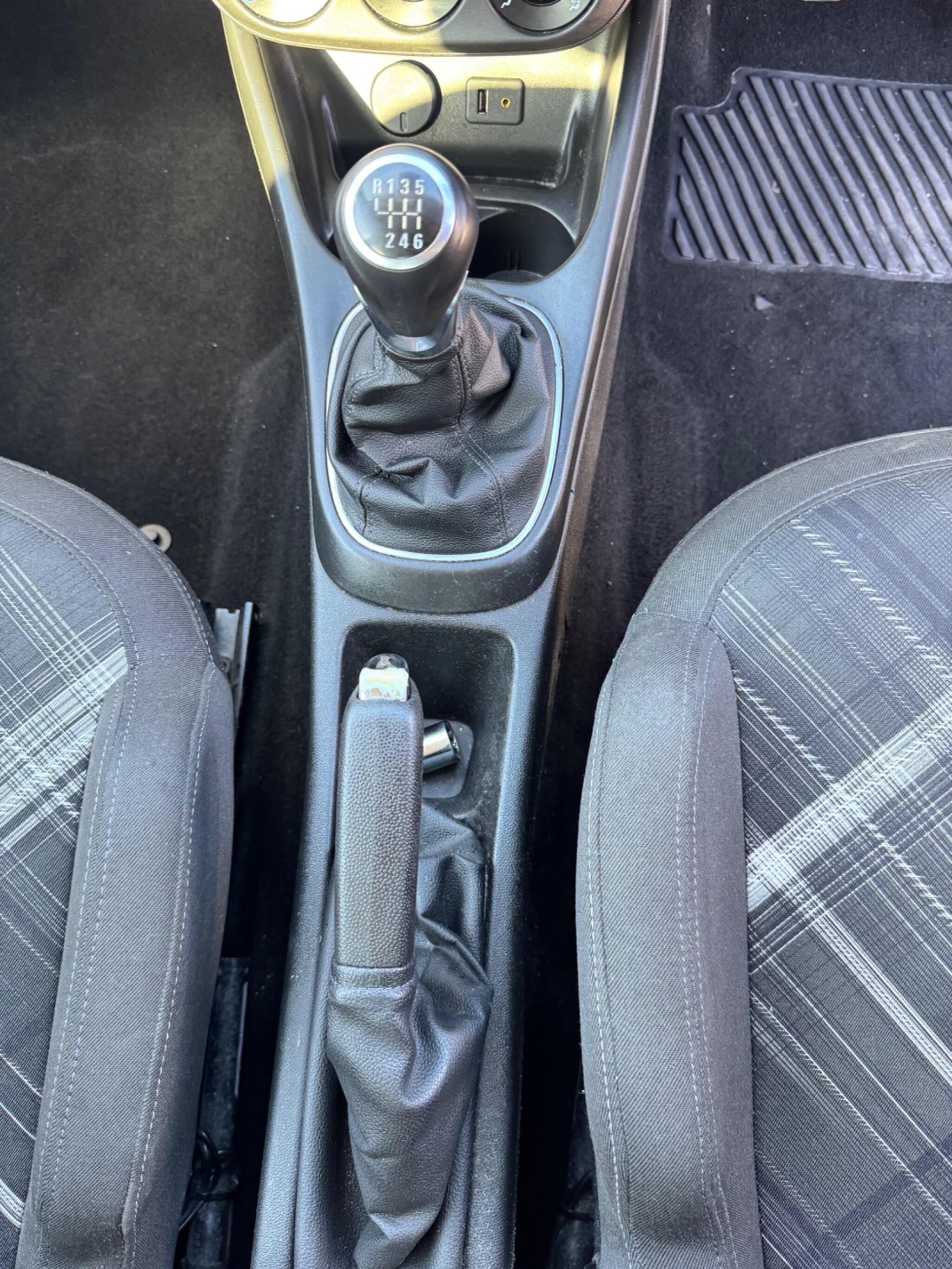 Vauxhall Corsa view 27